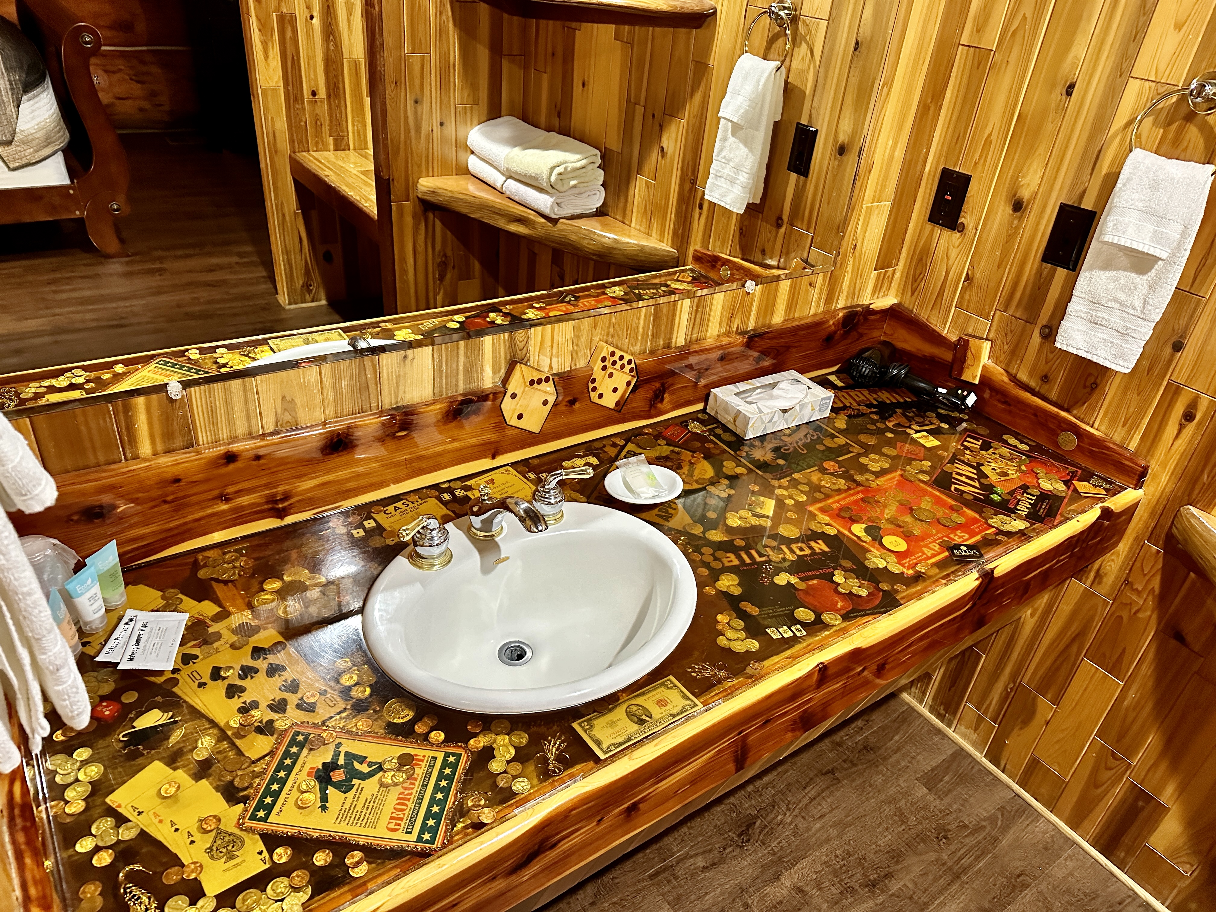 Guest room bath at the Soap Lake Resort, a Dazzler Select by Wyndham in Soap Lake, Washington