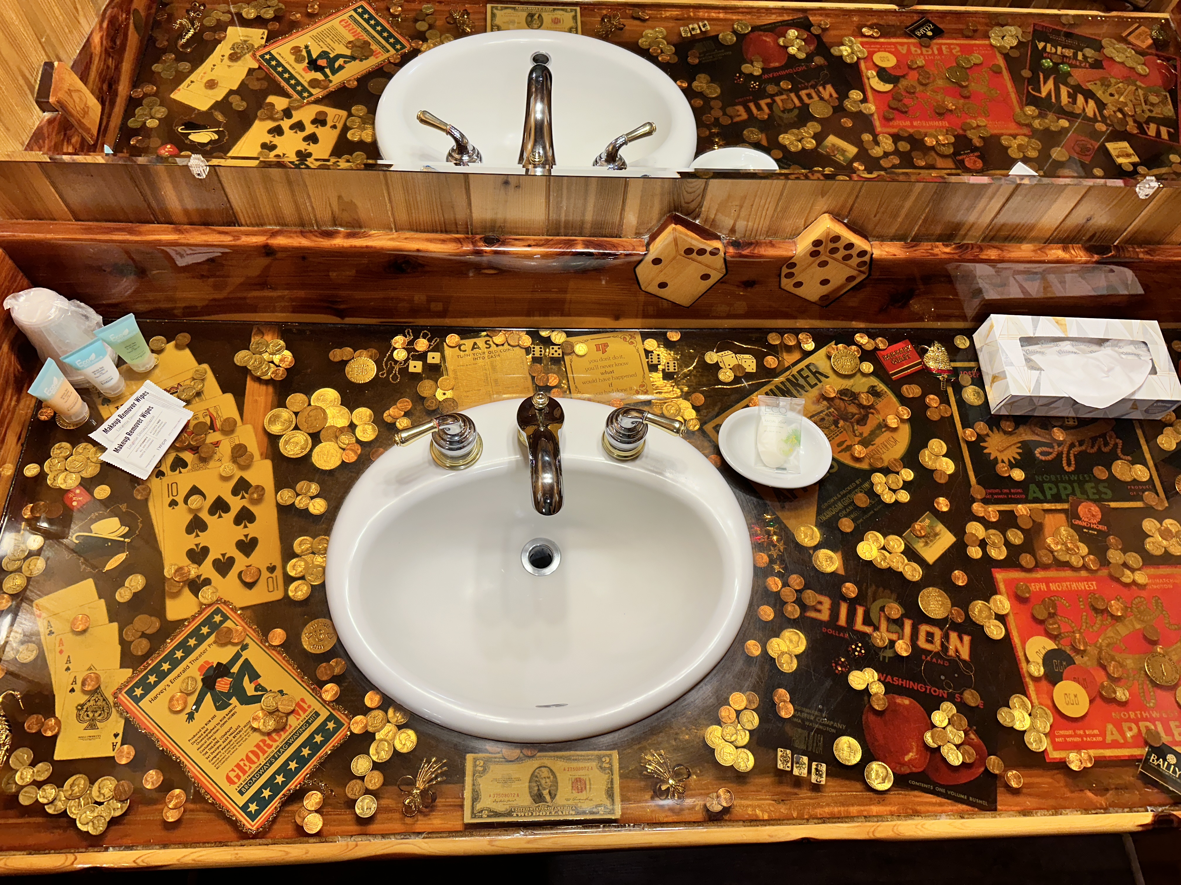 Guest room bath at the Soap Lake Resort, a Dazzler Select by Wyndham in Soap Lake, Washington