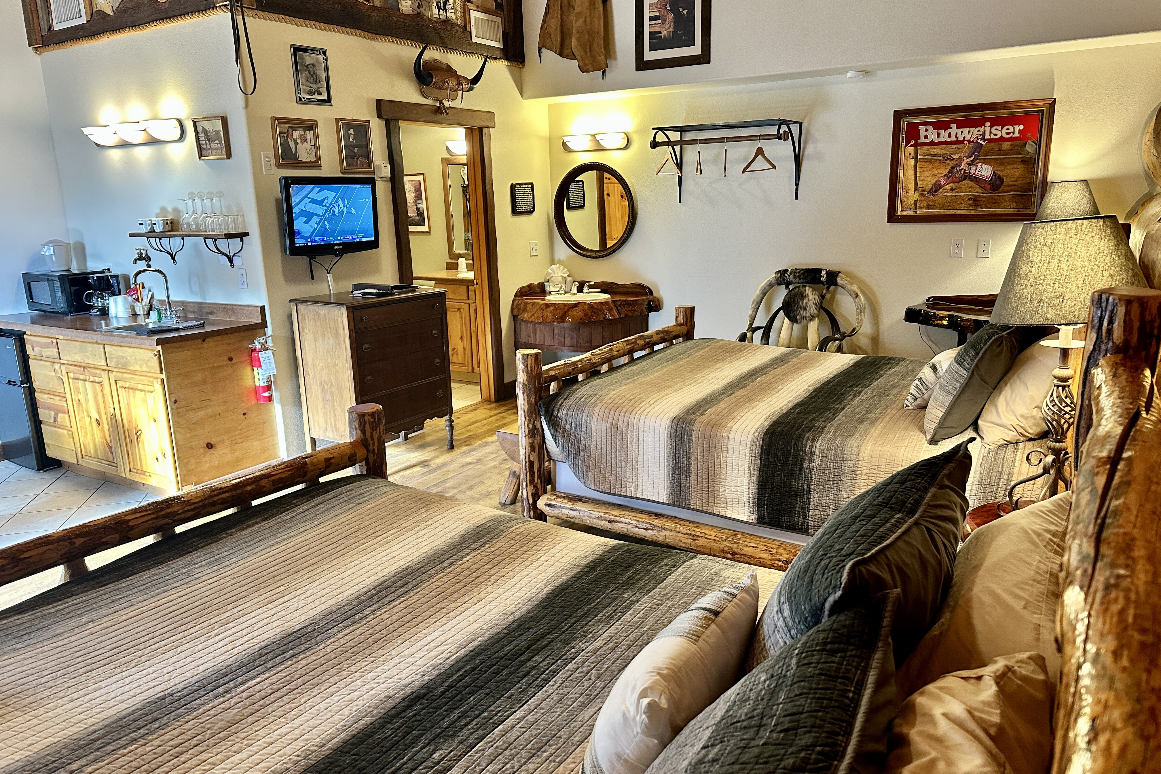 Guest room at the Soap Lake Resort, a Dazzler Select by Wyndham in Soap Lake, Washington
