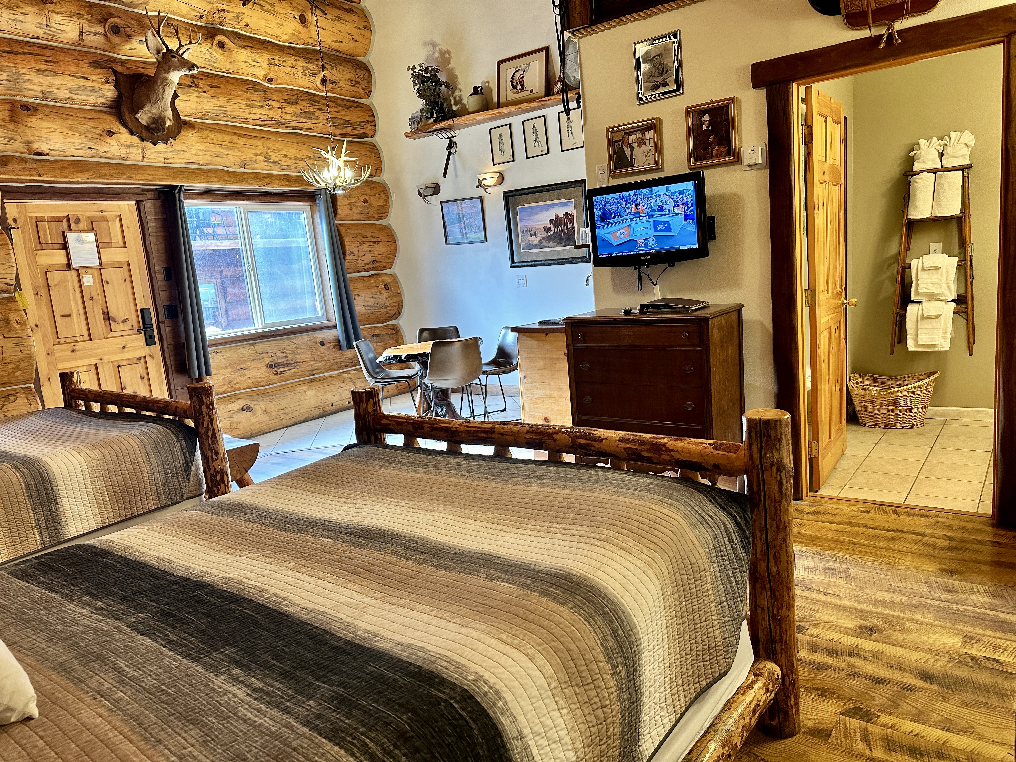 Guest room at the Soap Lake Resort, a Dazzler Select by Wyndham in Soap Lake, Washington