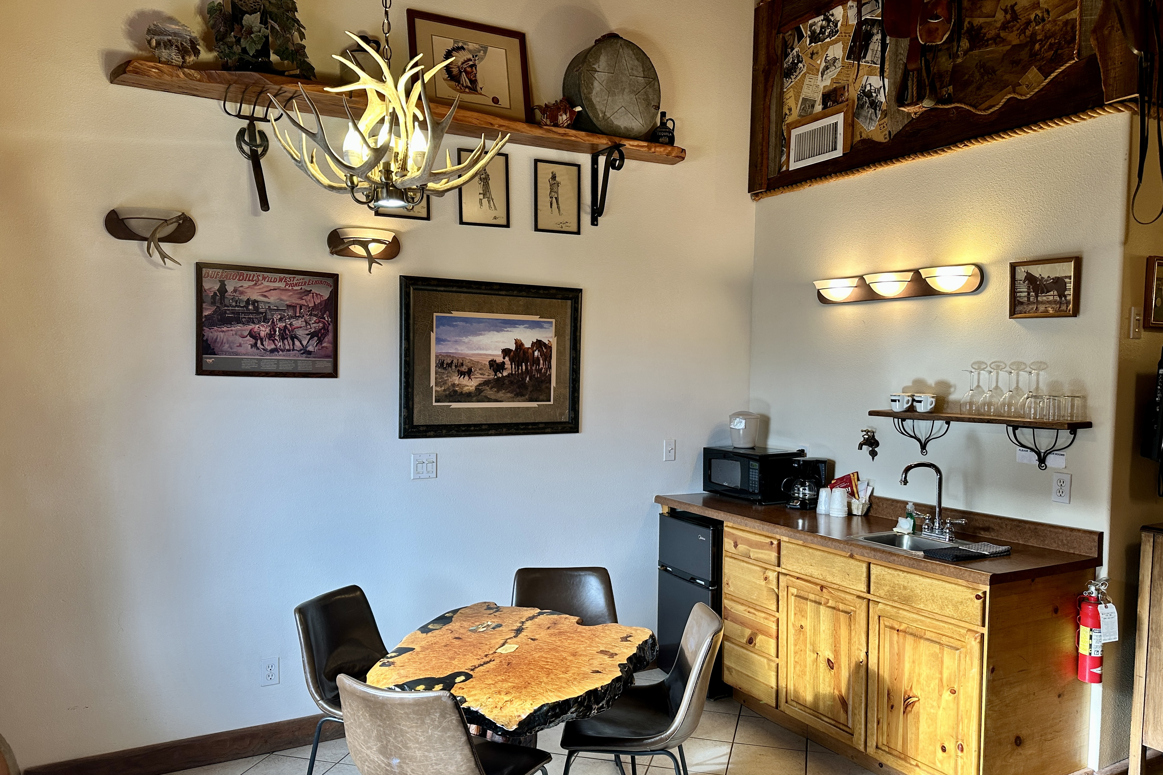 Guest room at the Soap Lake Resort, a Dazzler Select by Wyndham in Soap Lake, Washington