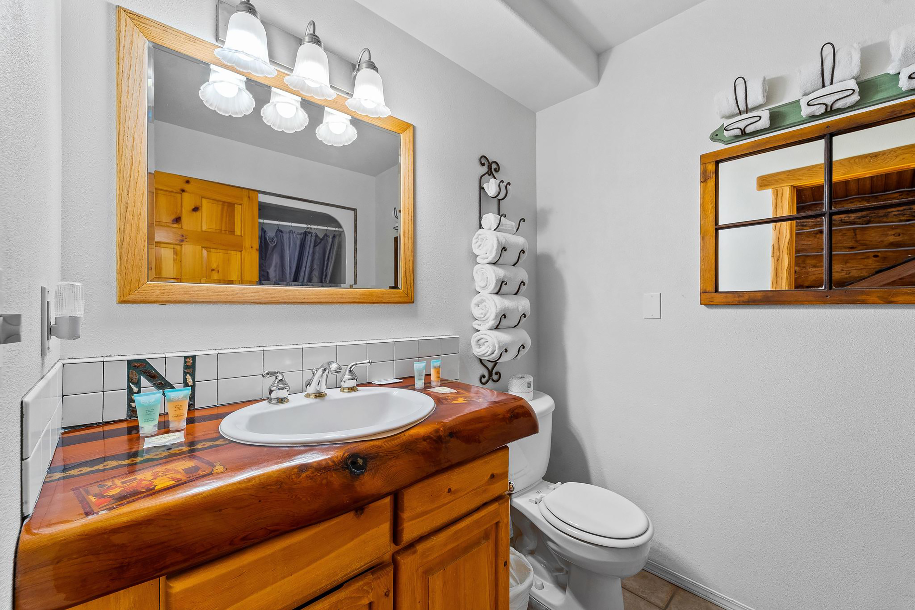 Guest room bath at the Soap Lake Resort, a Dazzler Select by Wyndham in Soap Lake, Washington