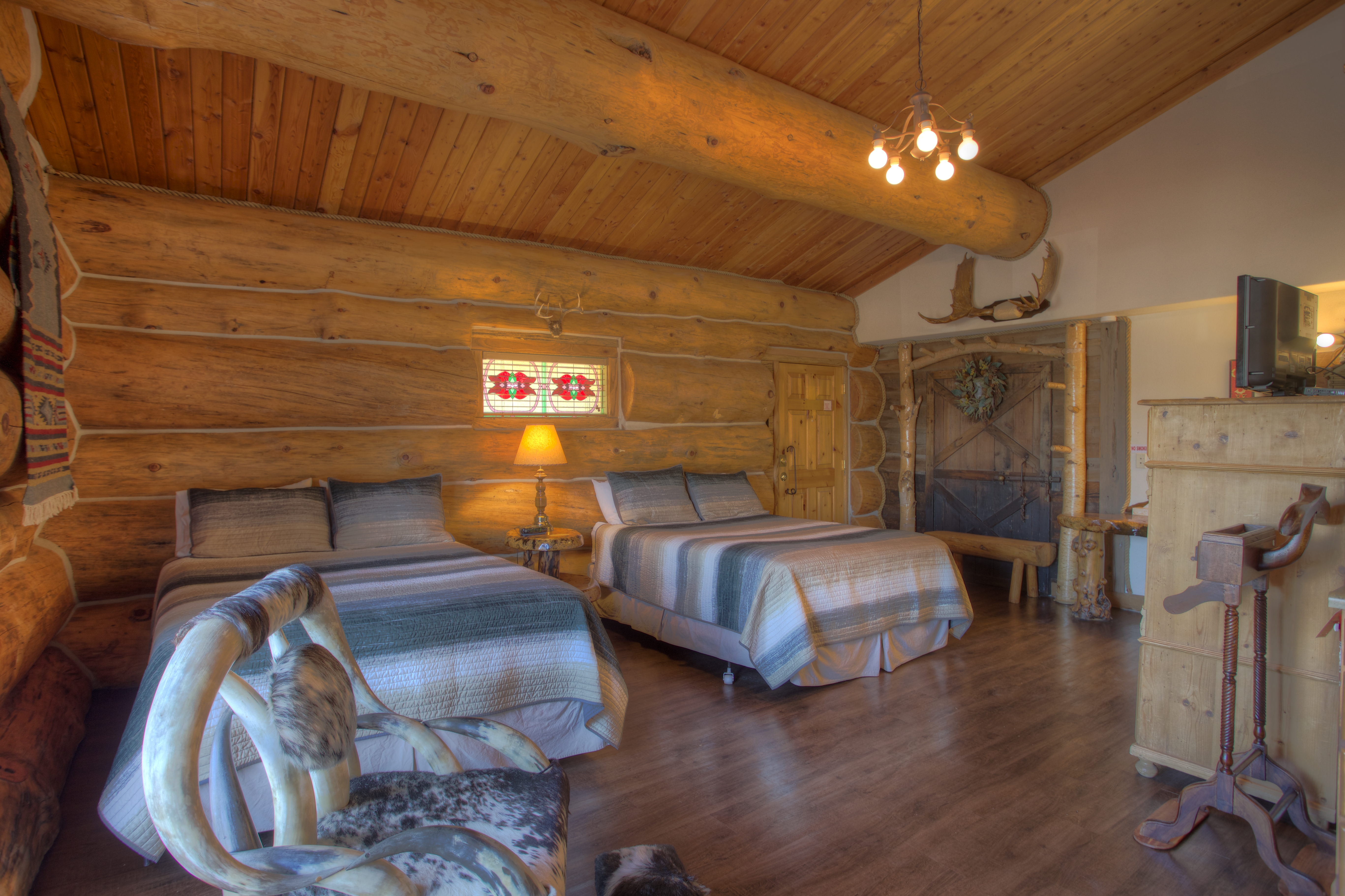 Guest room at the Soap Lake Resort, a Dazzler Select by Wyndham in Soap Lake, Washington