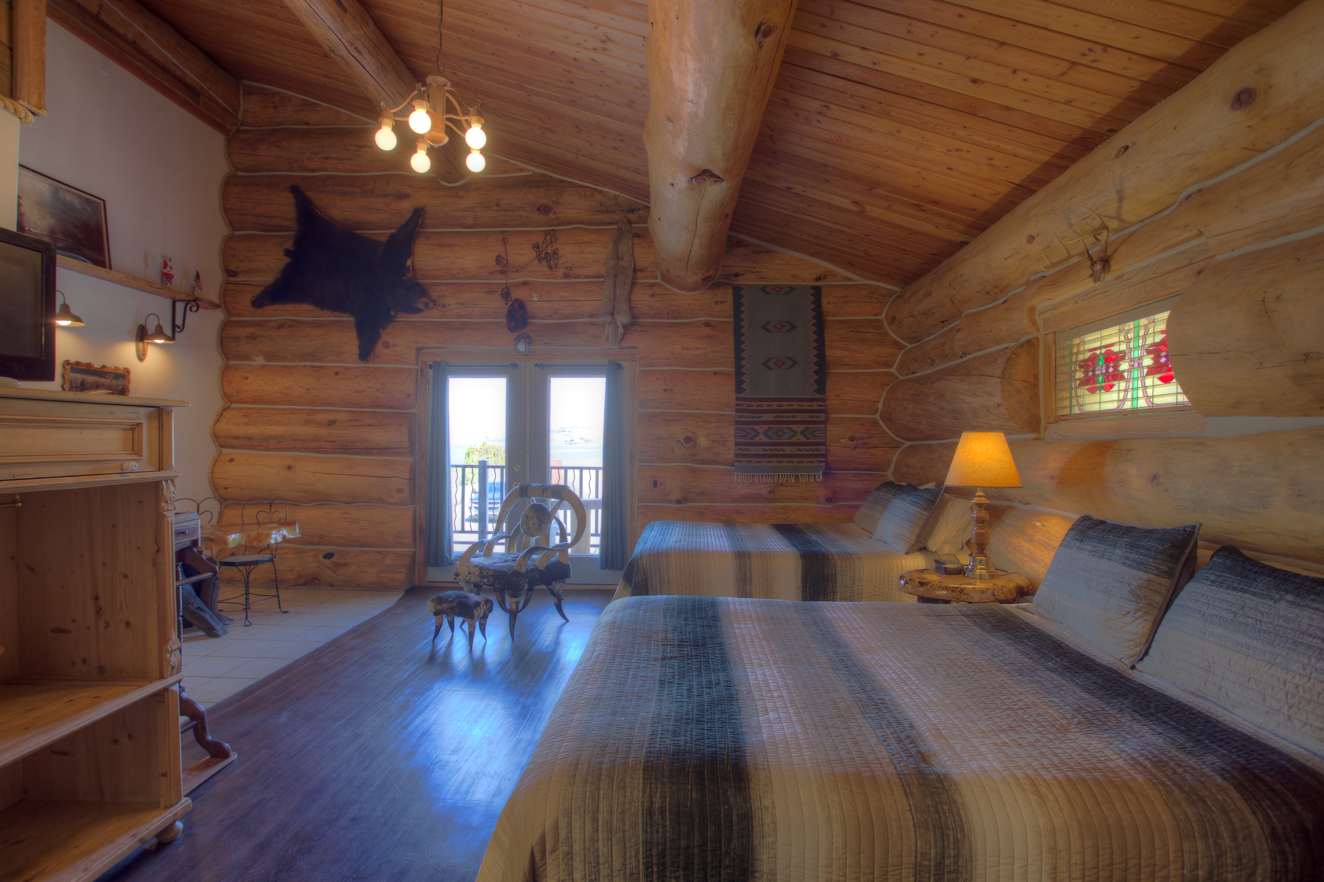 Guest room at the Soap Lake Resort, a Dazzler Select by Wyndham in Soap Lake, Washington