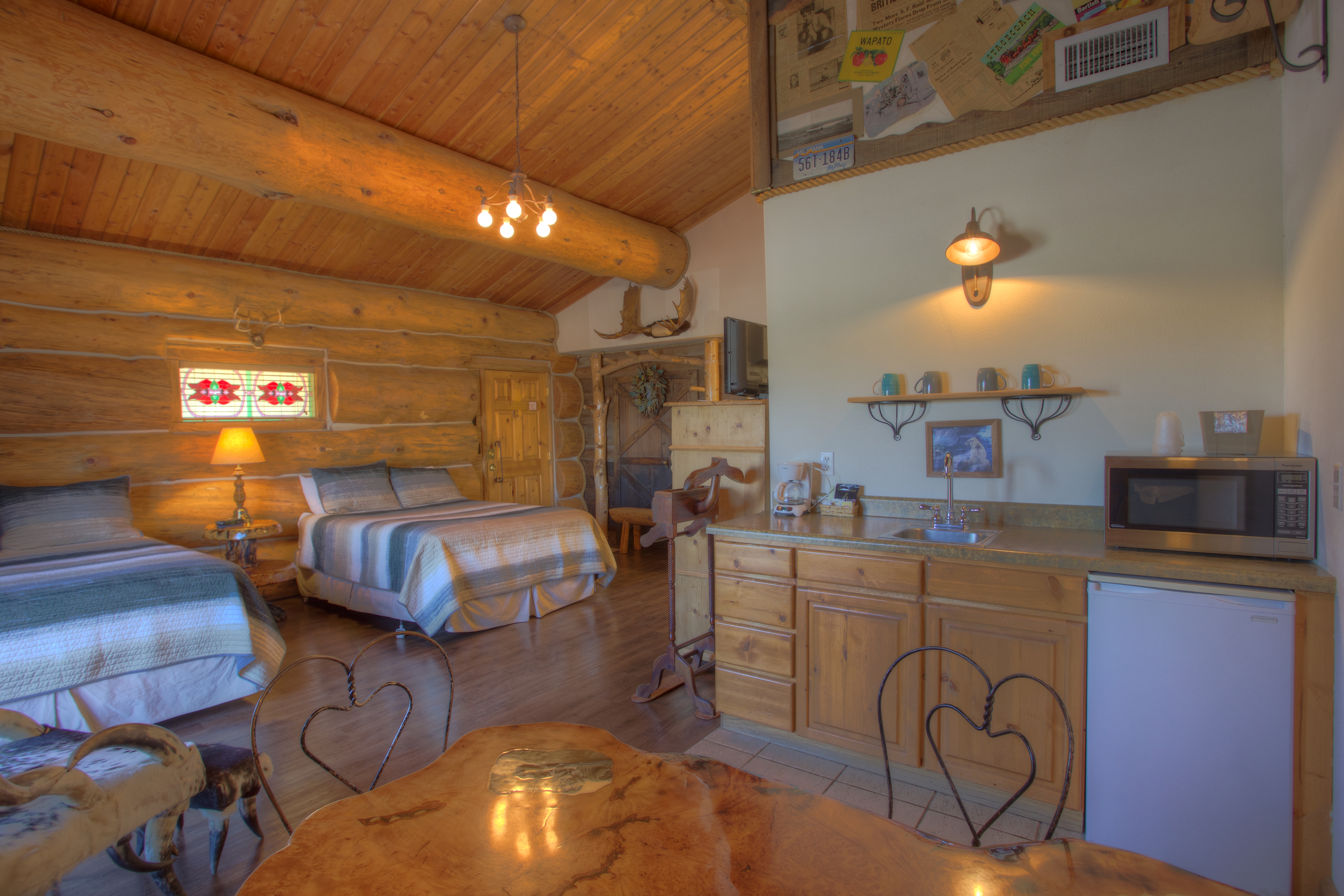 Guest room at the Soap Lake Resort, a Dazzler Select by Wyndham in Soap Lake, Washington