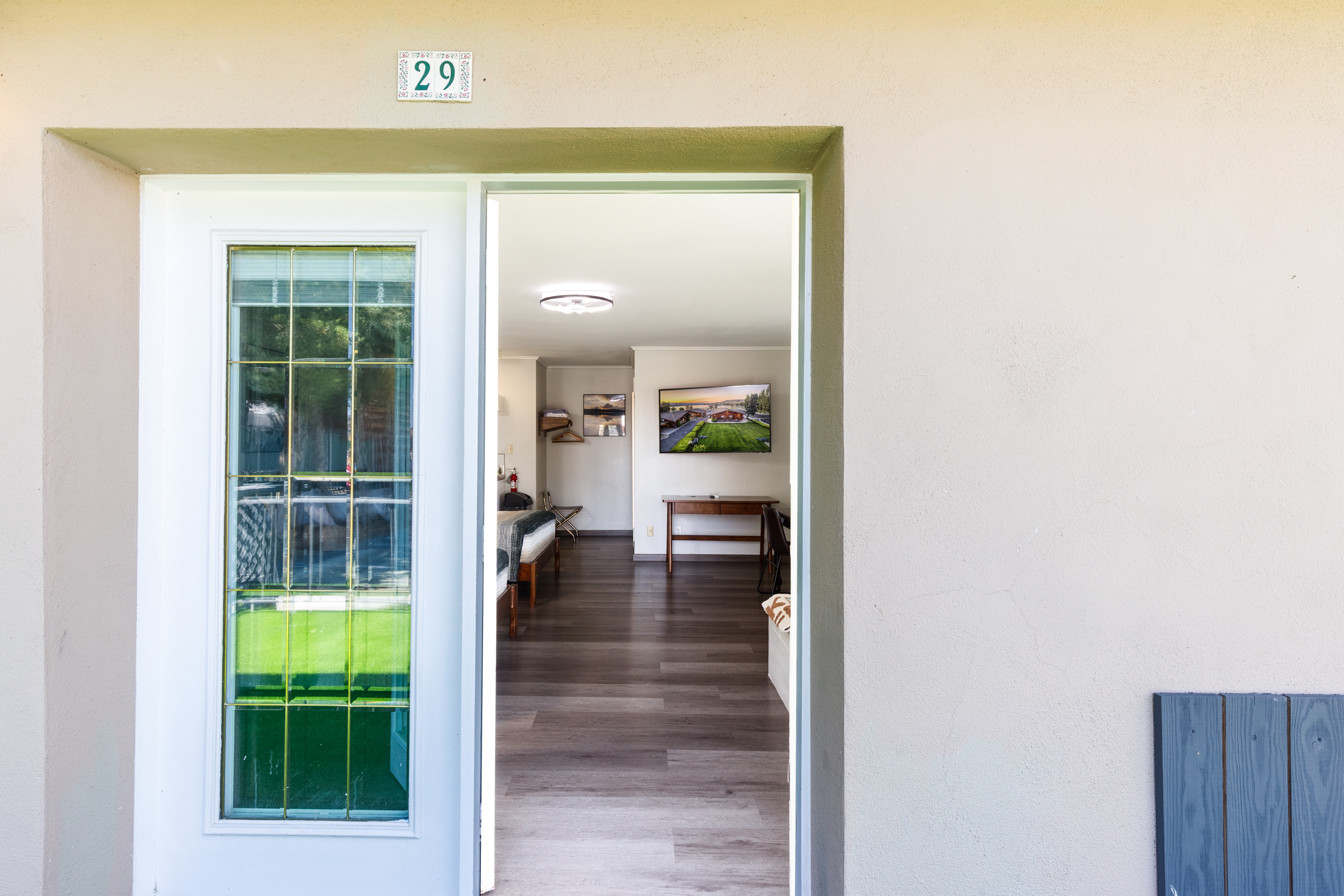 Guest room at the Soap Lake Resort, a Dazzler Select by Wyndham in Soap Lake, Washington