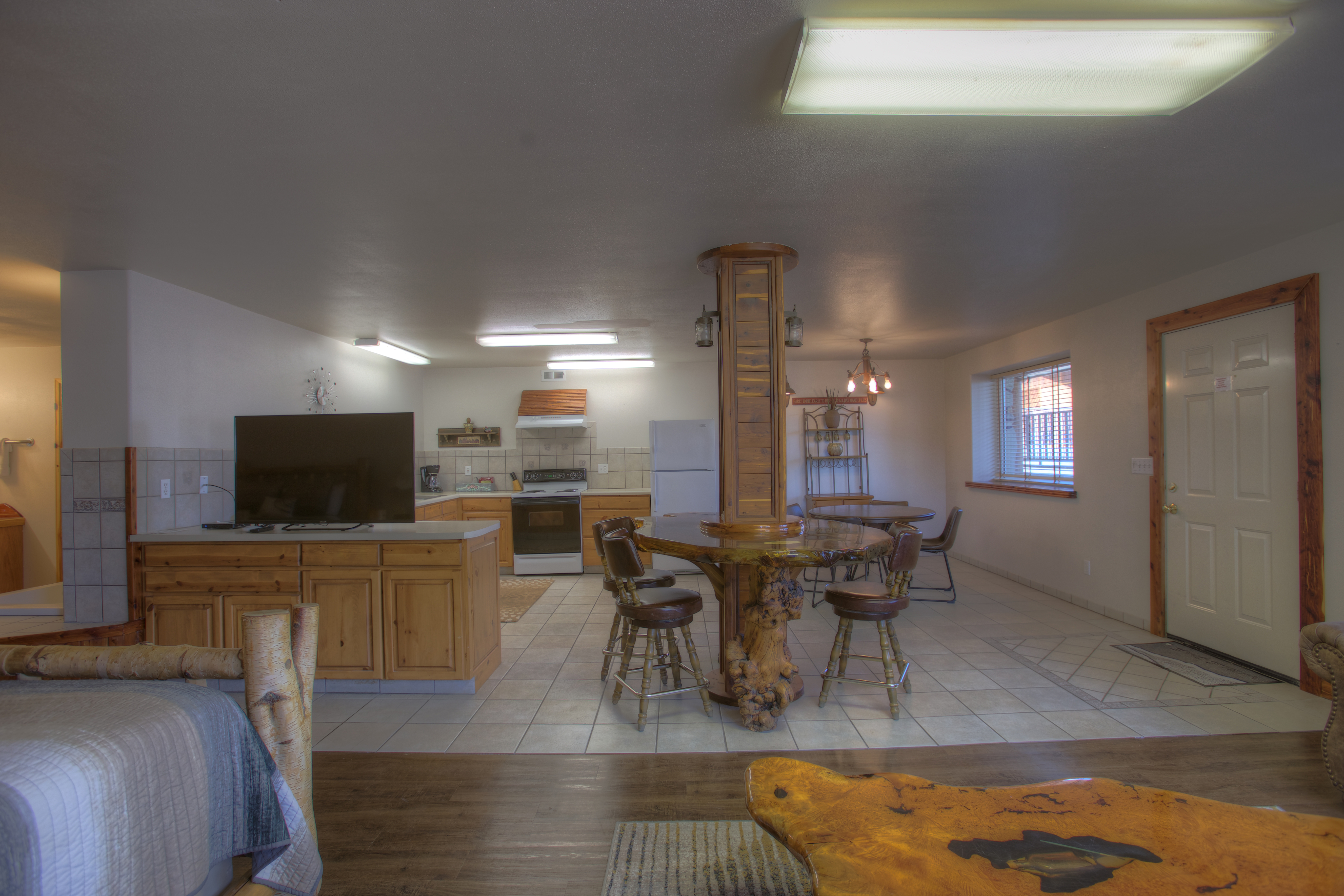 Guest room at the Soap Lake Resort, a Dazzler Select by Wyndham in Soap Lake, Washington