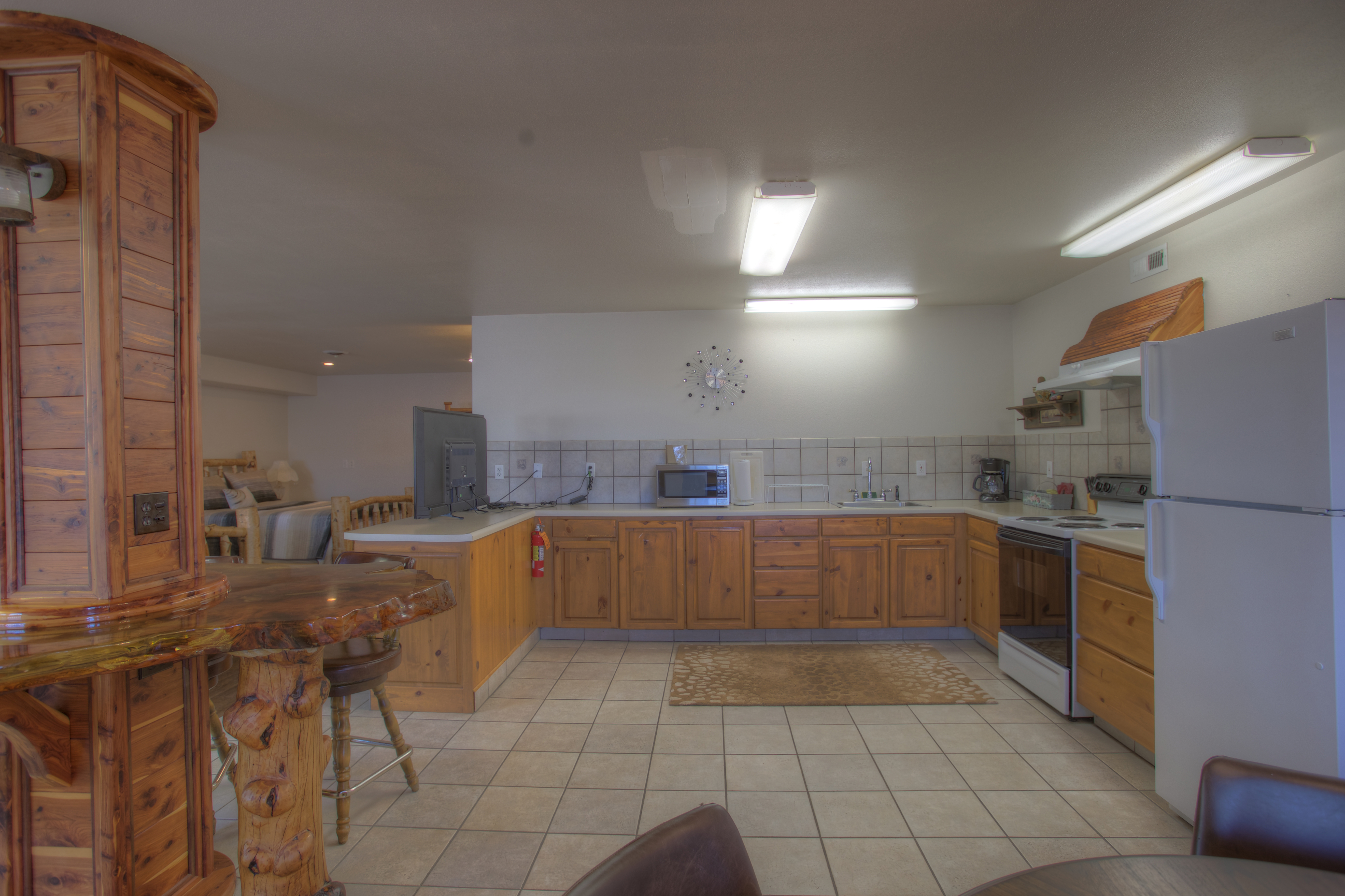 Guest room at the Soap Lake Resort, a Dazzler Select by Wyndham in Soap Lake, Washington
