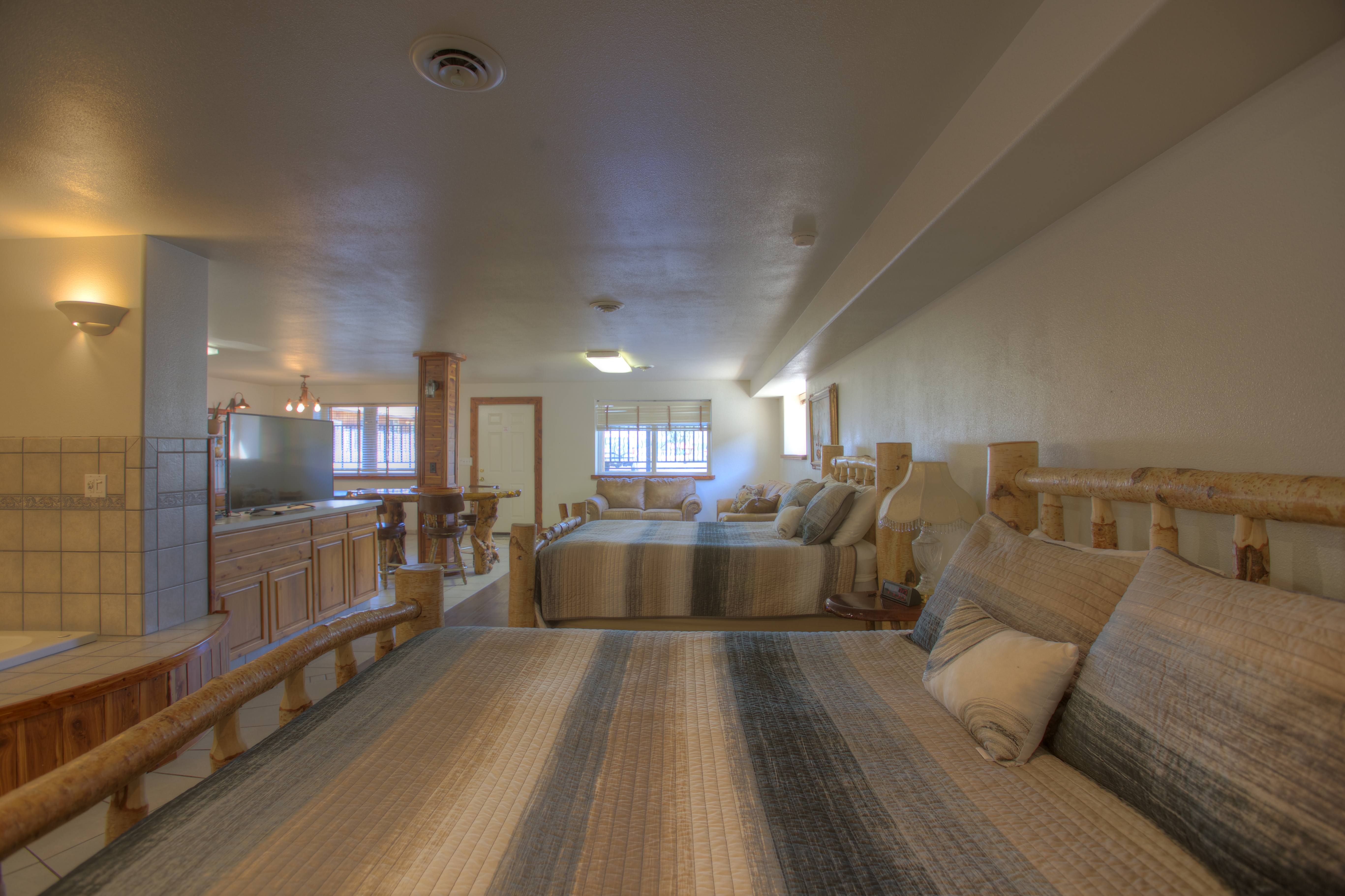 Guest room at the Soap Lake Resort, a Dazzler Select by Wyndham in Soap Lake, Washington