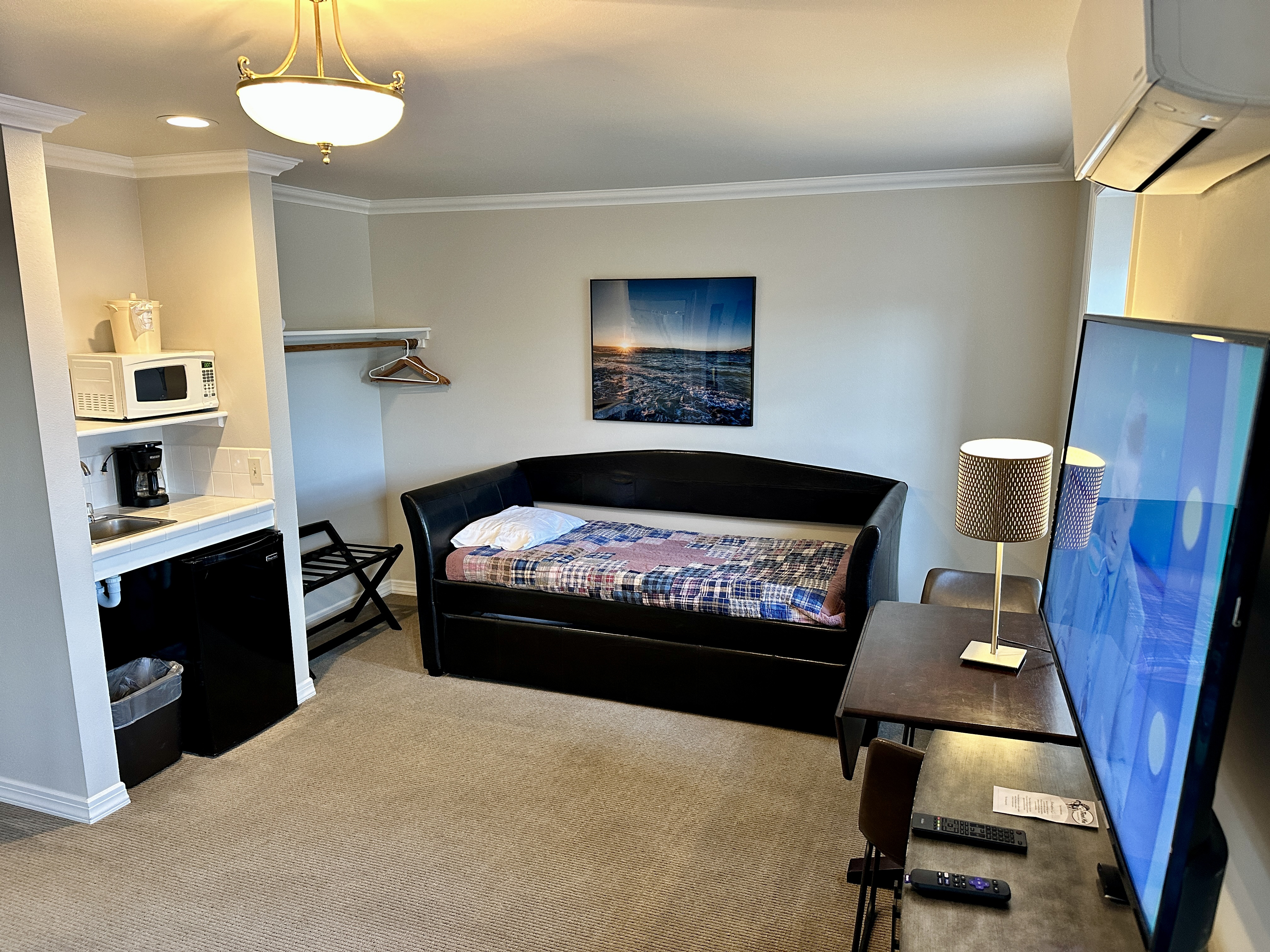 Guest room at the Soap Lake Resort, a Dazzler Select by Wyndham in Soap Lake, Washington