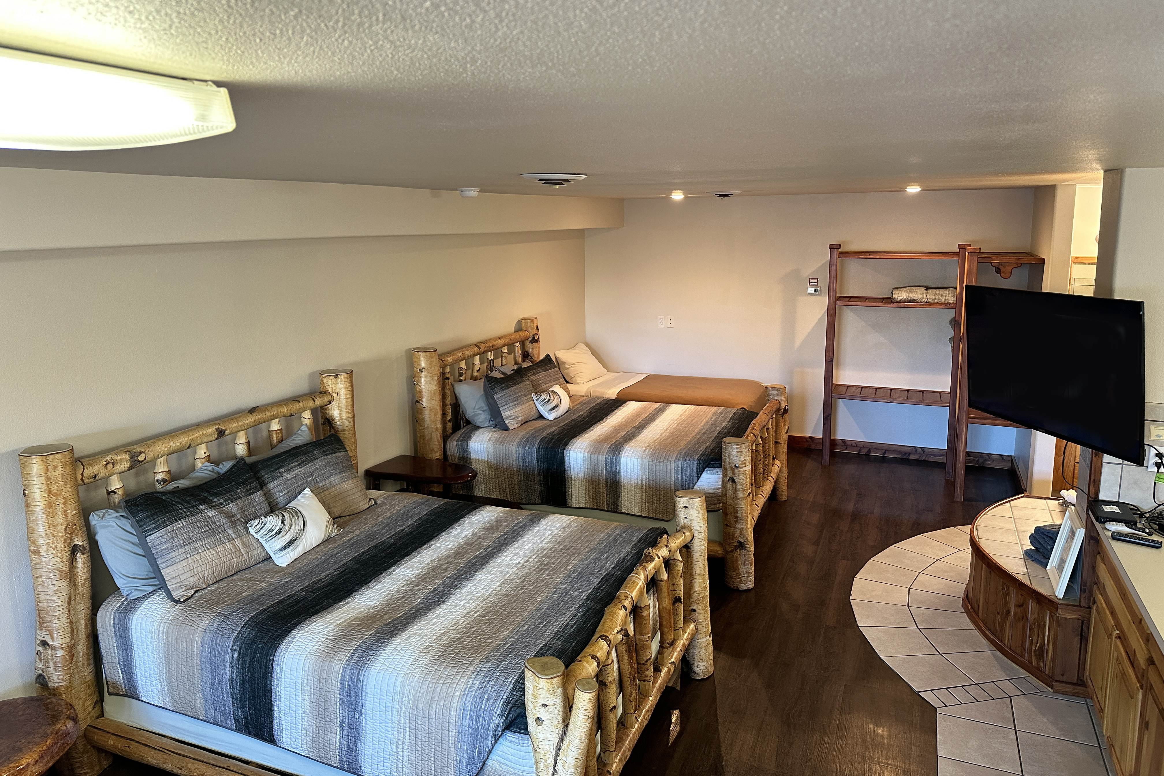 Guest room at the Soap Lake Resort, a Dazzler Select by Wyndham in Soap Lake, Washington