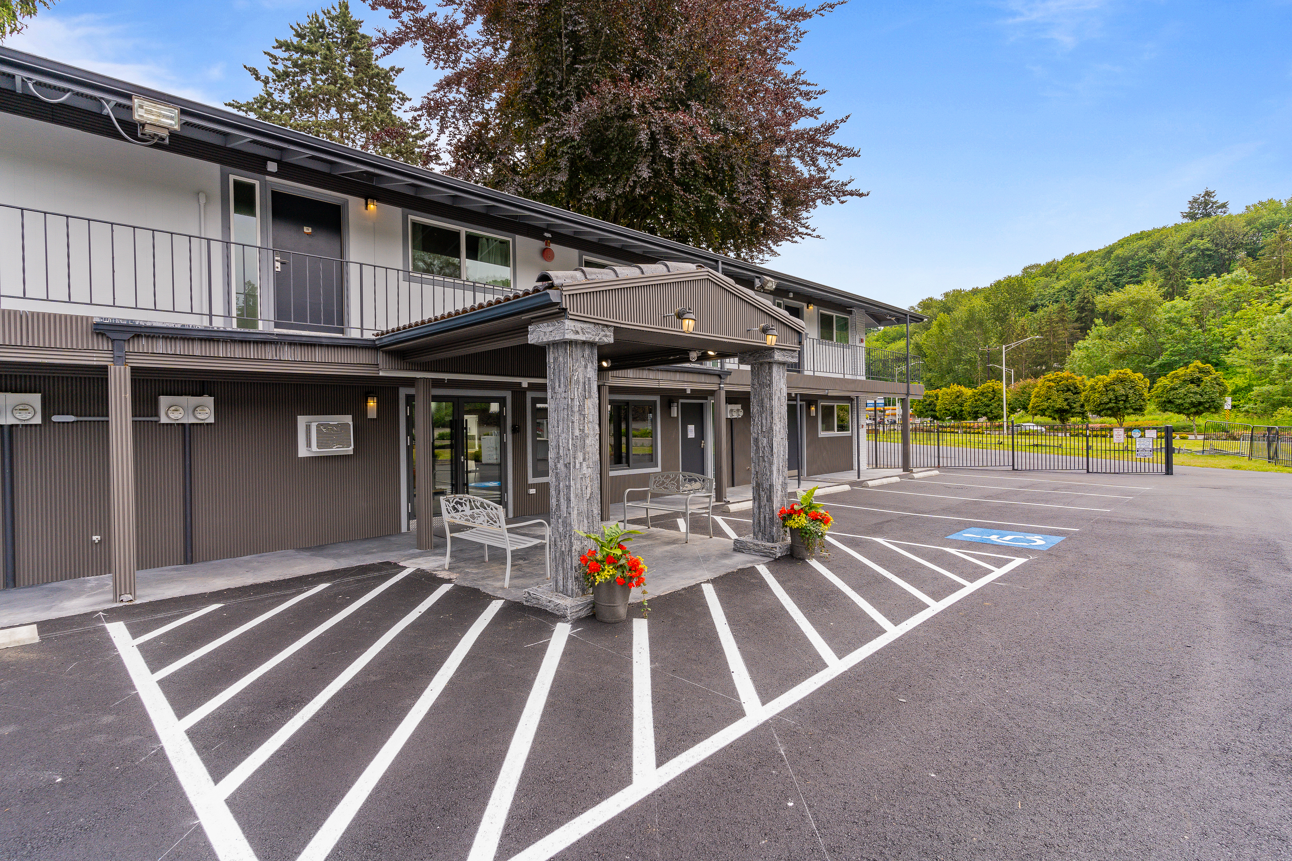 Exterior of Interurban Suites Hotel, a Dazzler Select by Wyndham hotel in Tukwila, Washington