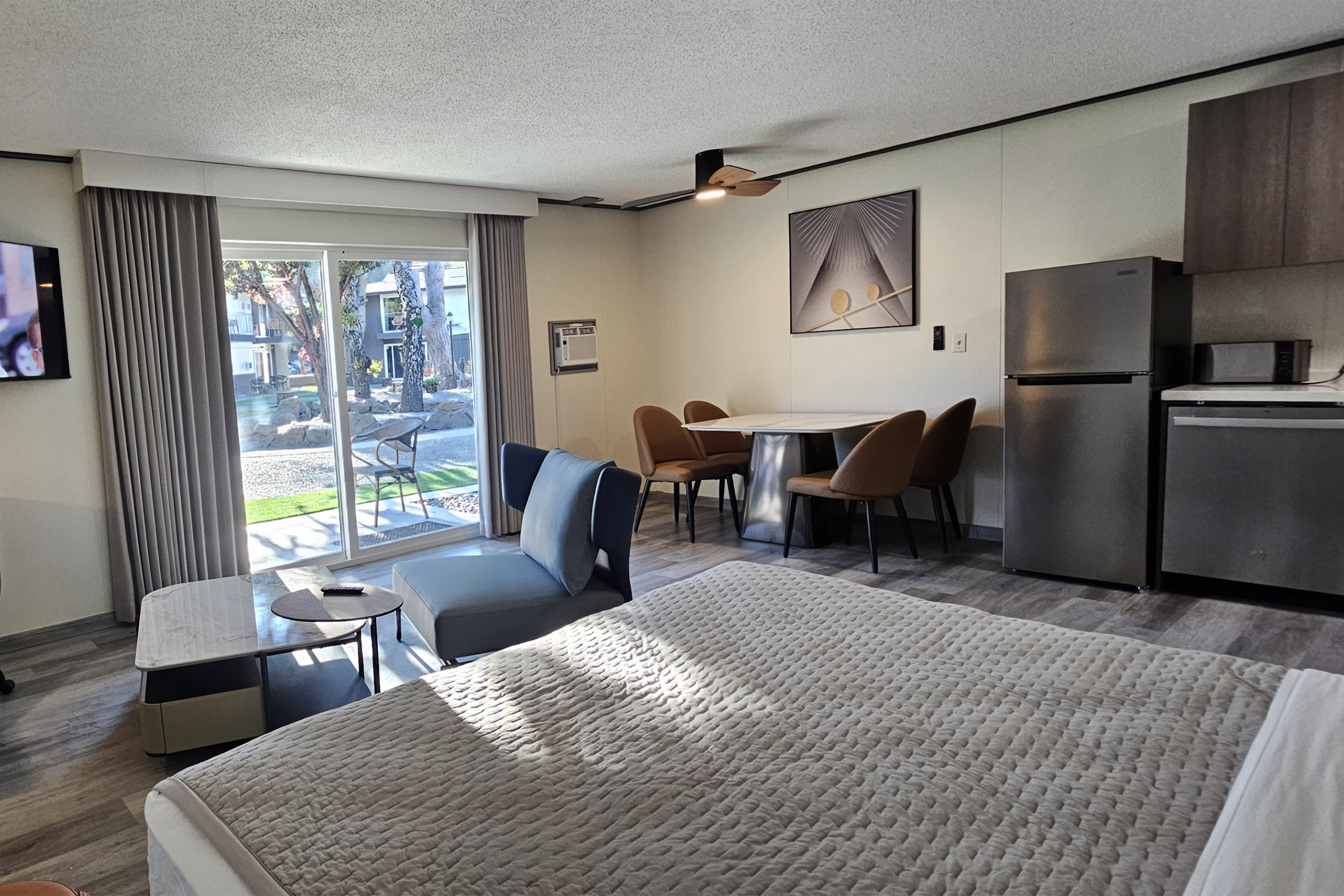 Guest room at the Interurban Suites Hotel, a Dazzler Select by Wyndham in Tukwila, Washington