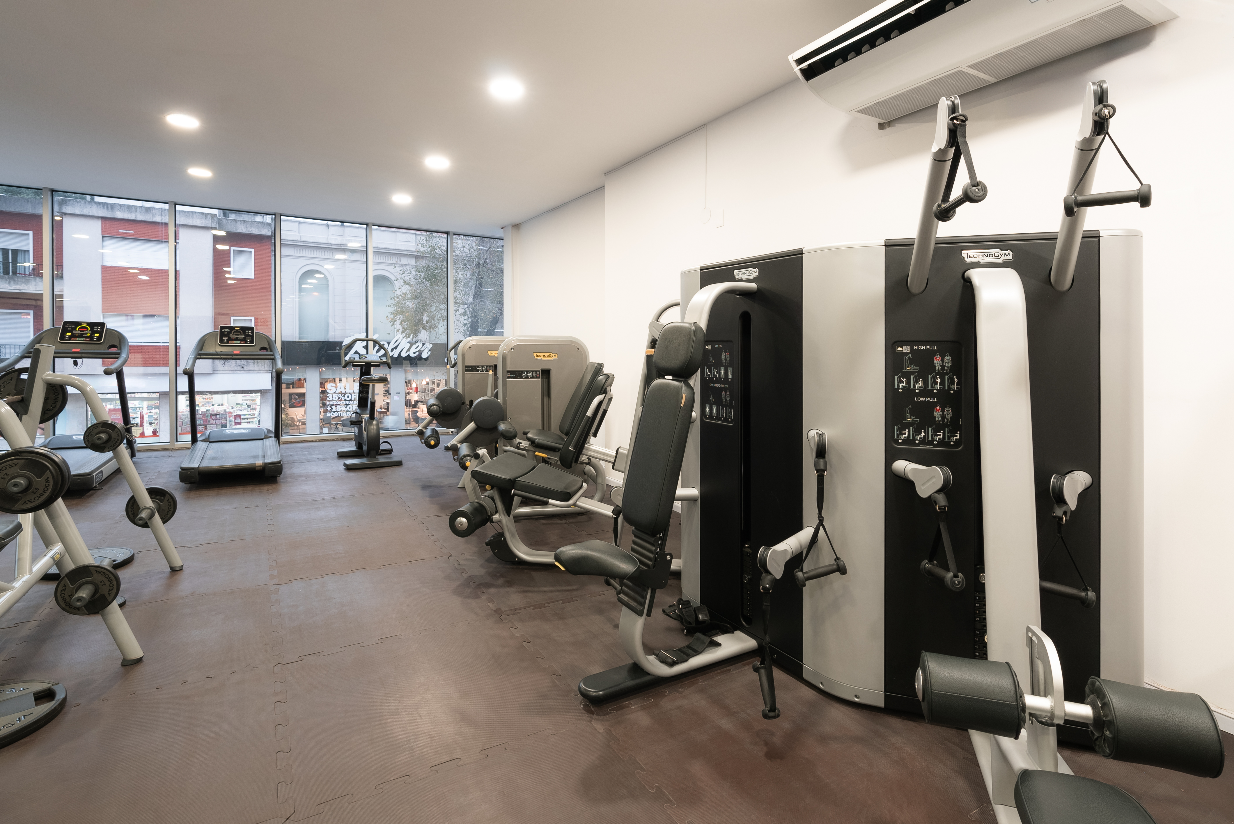 Fitness room at Dazzler by Wyndham Montevideo in Montevideo, Other than US/Canada