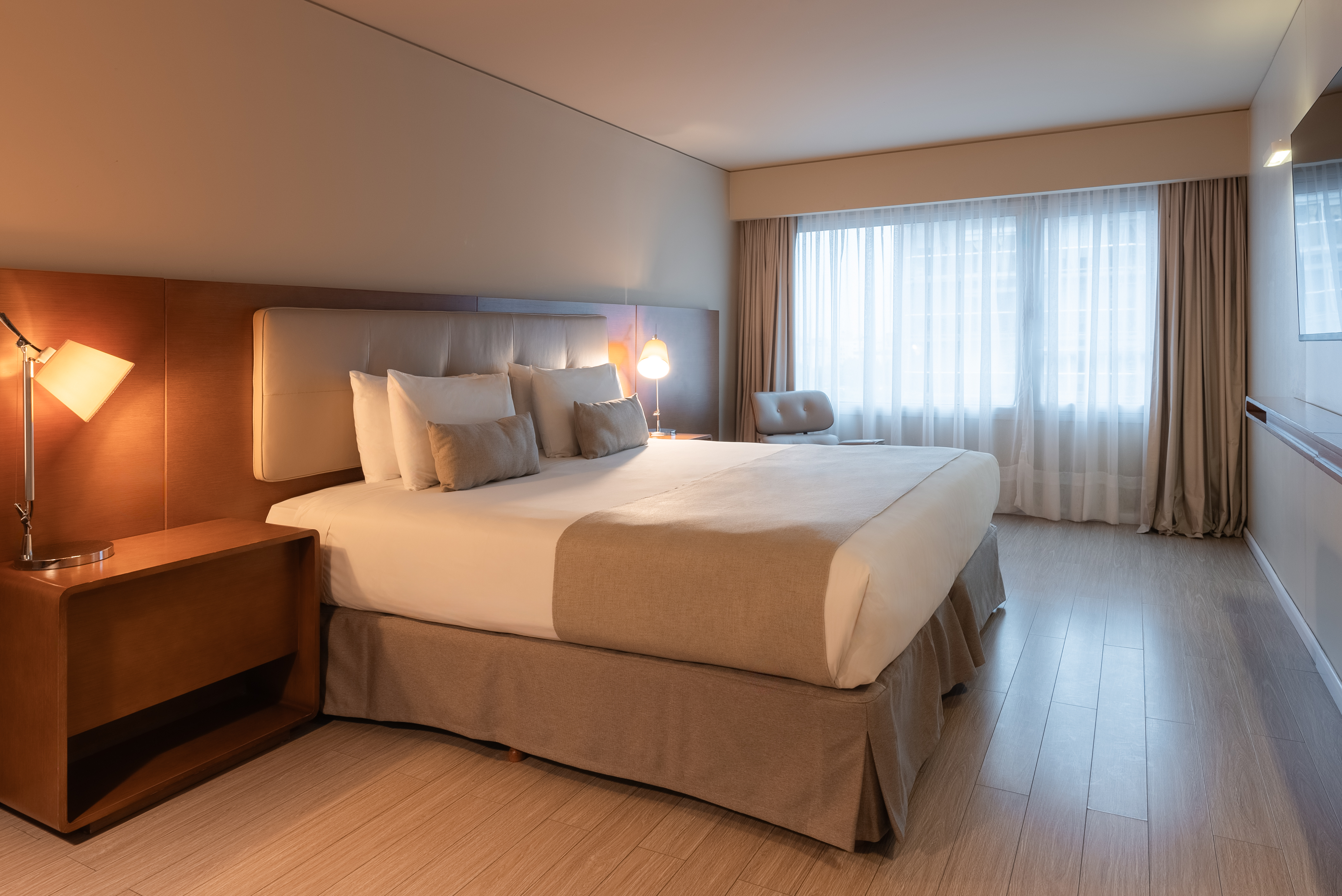 Guest room at the Dazzler by Wyndham Montevideo in Montevideo, Other than US/Canada