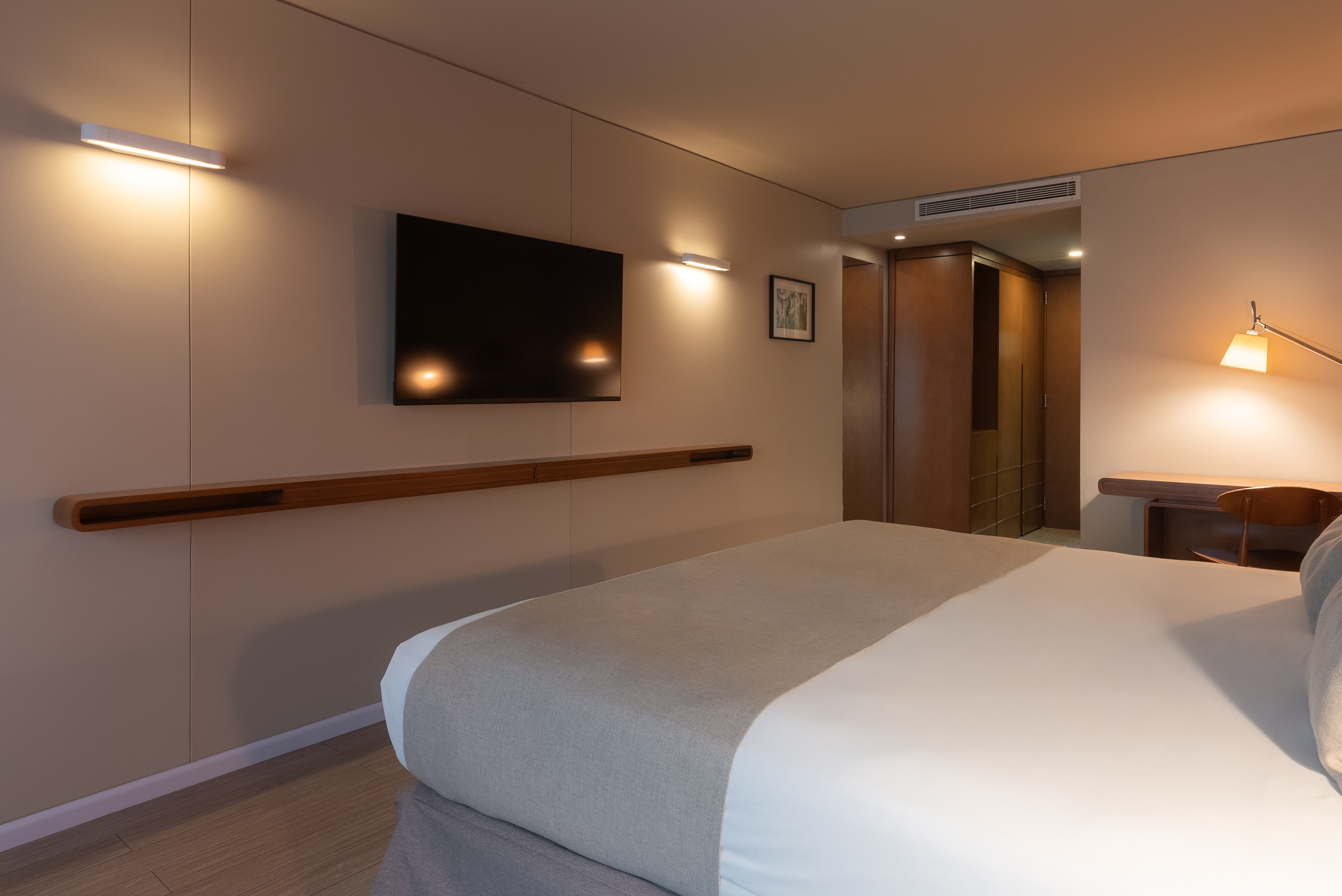 Guest room at the Dazzler by Wyndham Montevideo in Montevideo, Other than US/Canada