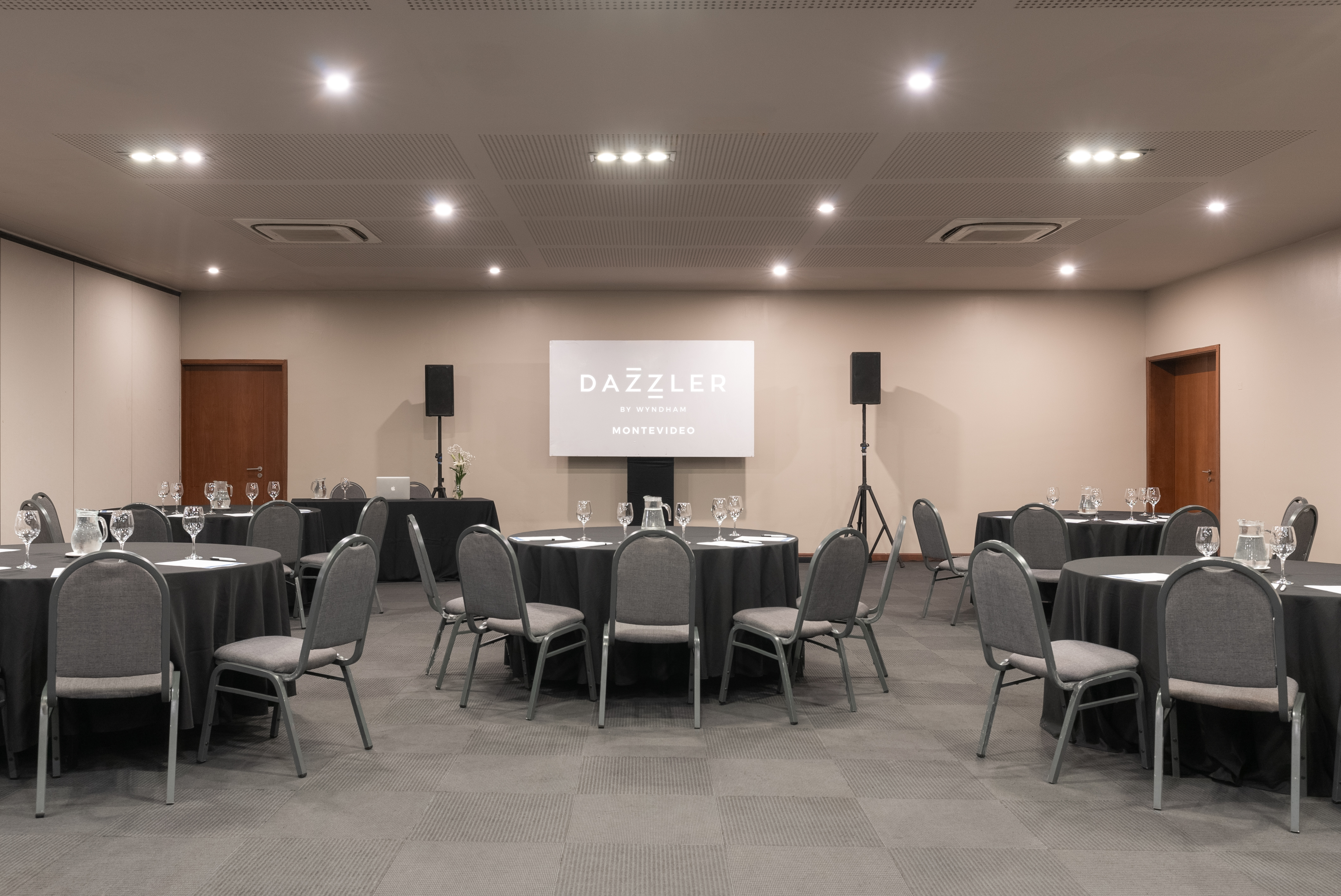 Meeting room at Dazzler by Wyndham Montevideo in Montevideo, Other than US/Canada