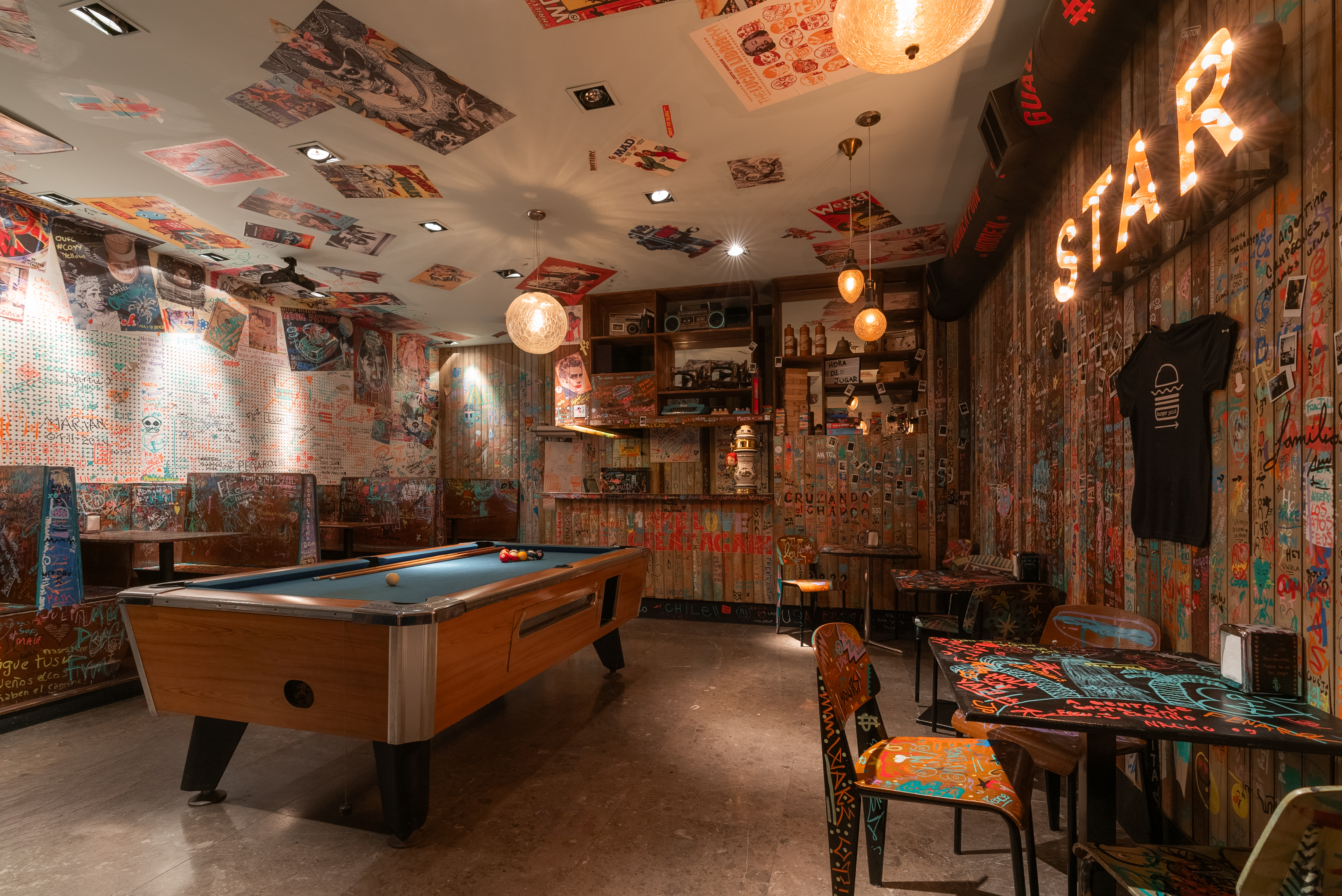 Dazzler by Wyndham Montevideo restaurant in Montevideo, Other than US/Canada