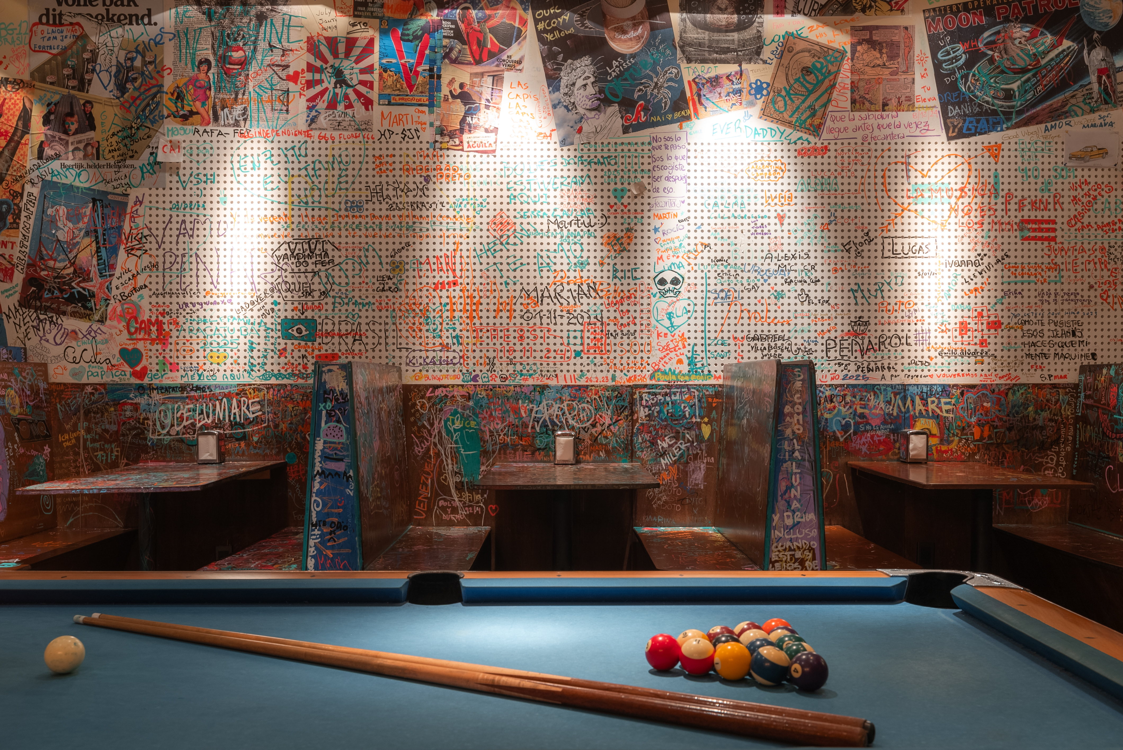 Dazzler by Wyndham Montevideo restaurant in Montevideo, Other than US/Canada