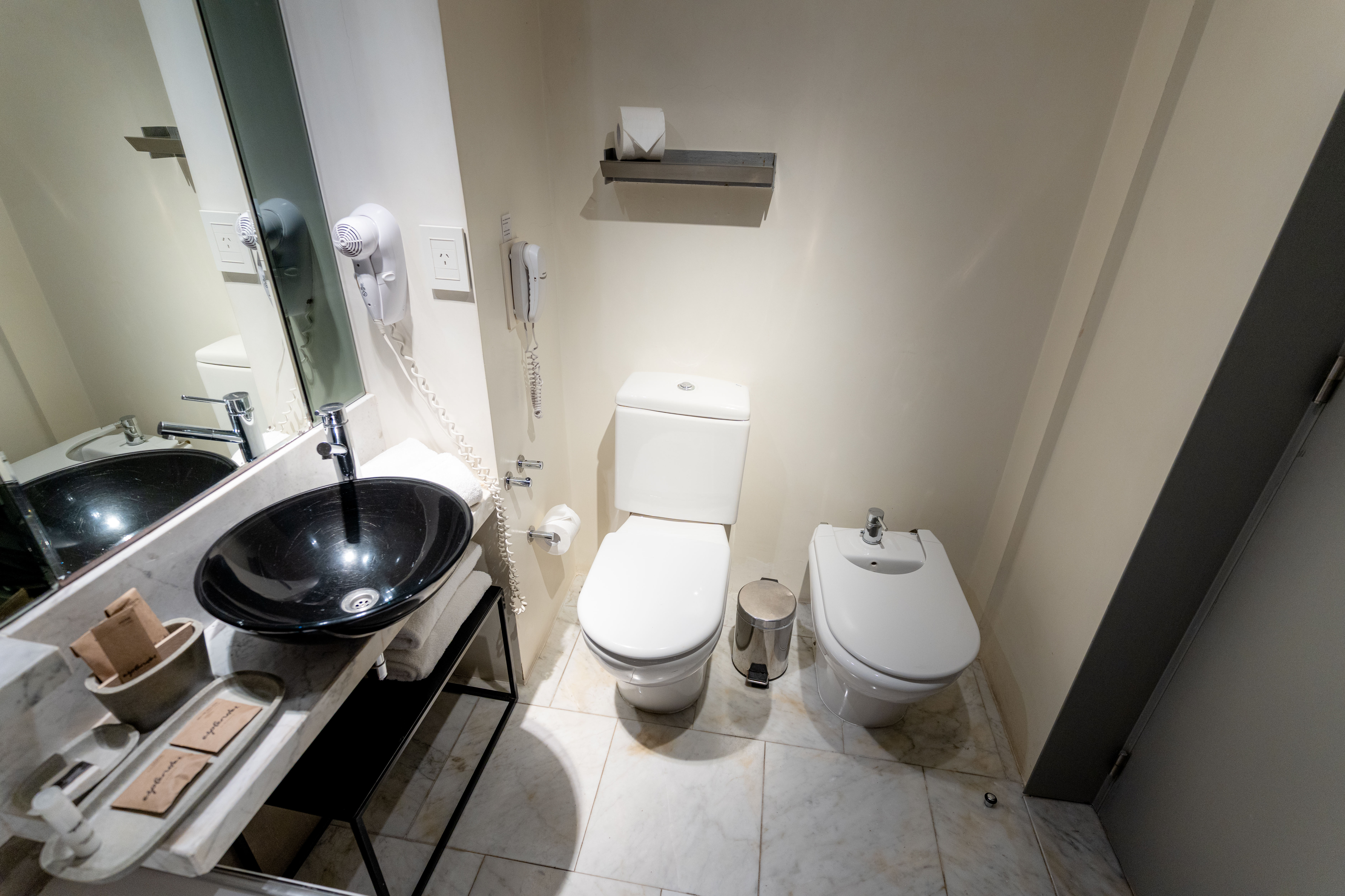 Guest room bath at the Esplendor by Wyndham Buenos Aires Plaza Francia in Buenos Aires, Other than US/Canada