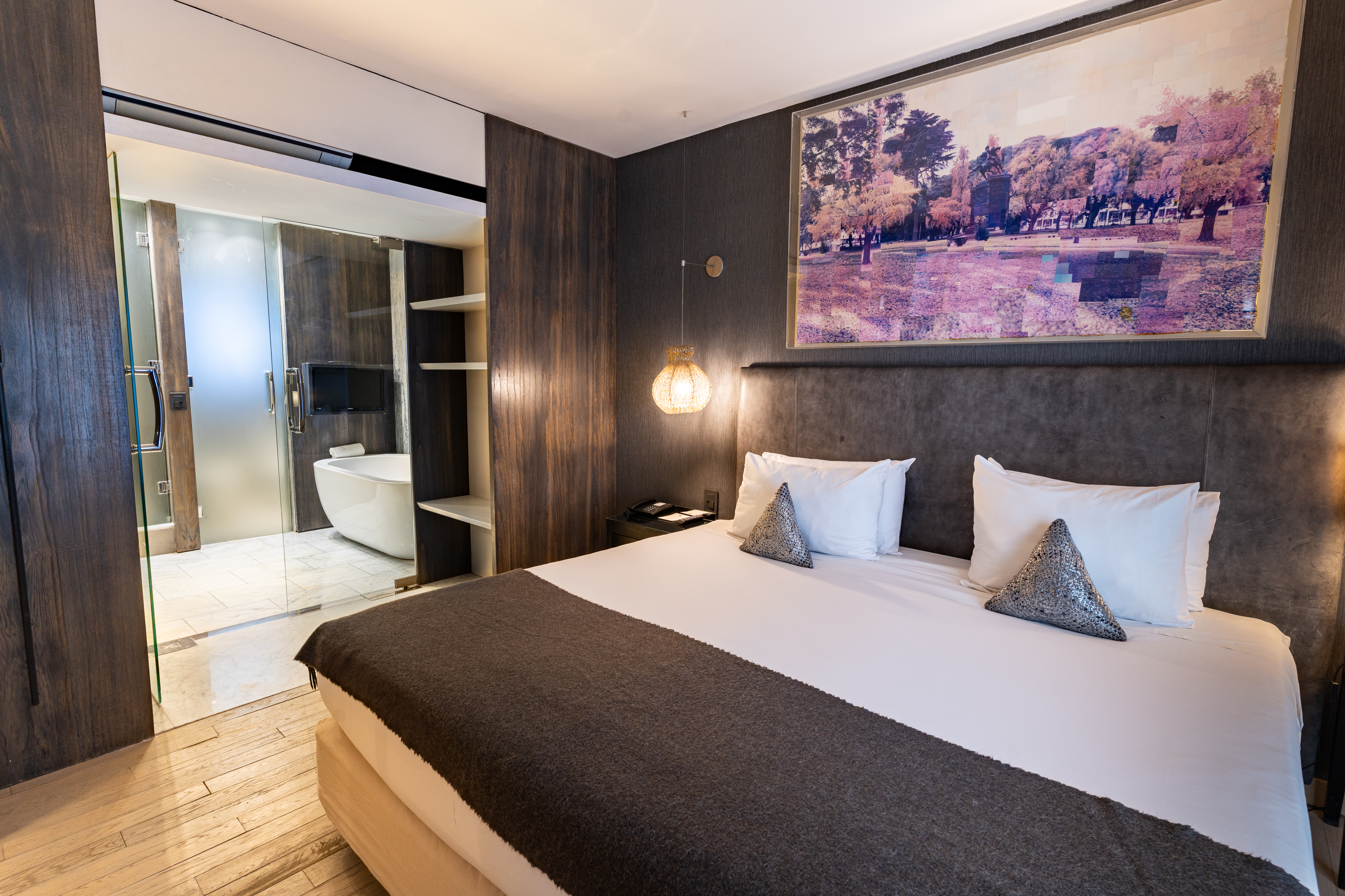 Guest room at the Esplendor by Wyndham Buenos Aires Plaza Francia in Buenos Aires, Other than US/Canada