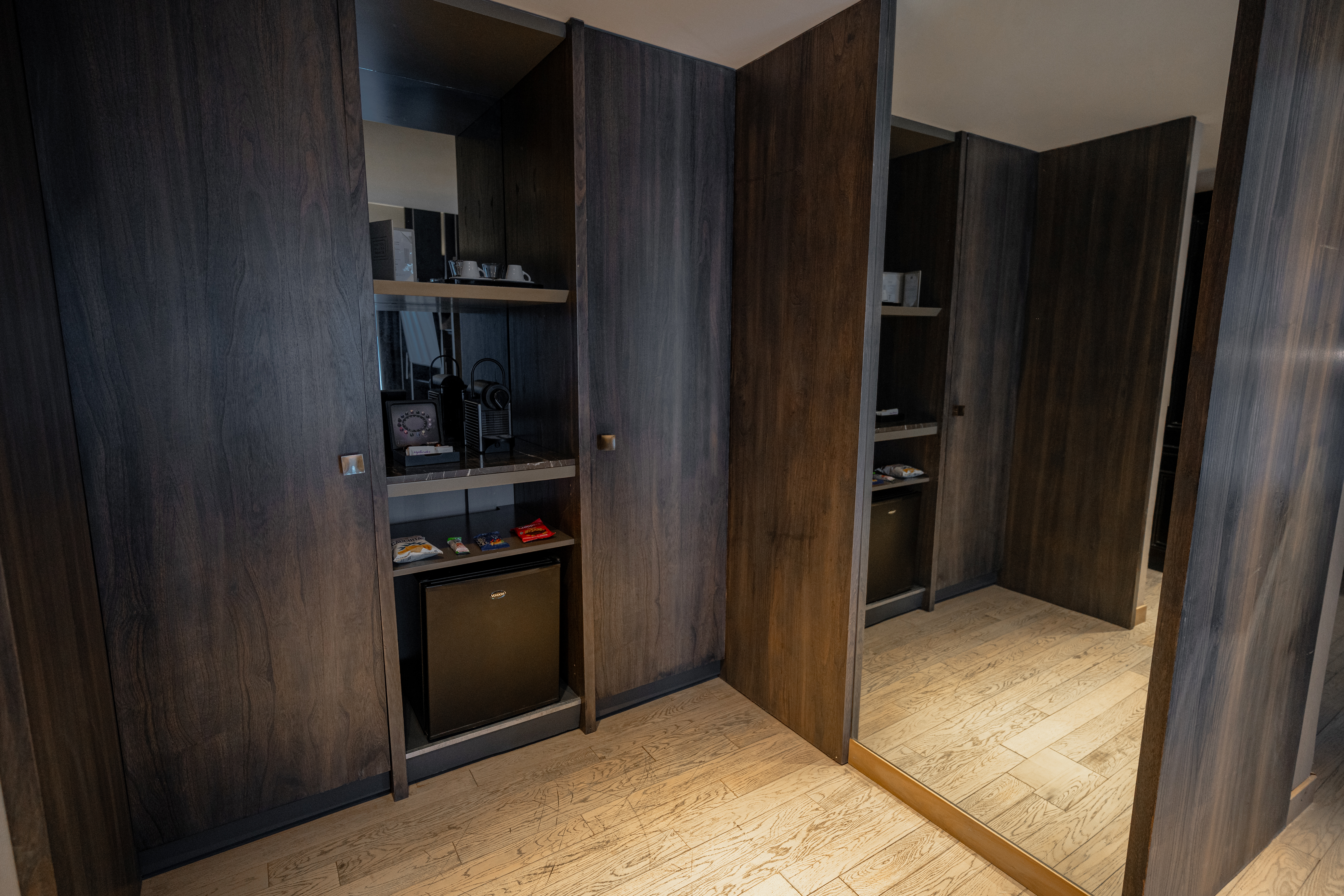 Guest room at the Esplendor by Wyndham Buenos Aires Plaza Francia in Buenos Aires, Other than US/Canada