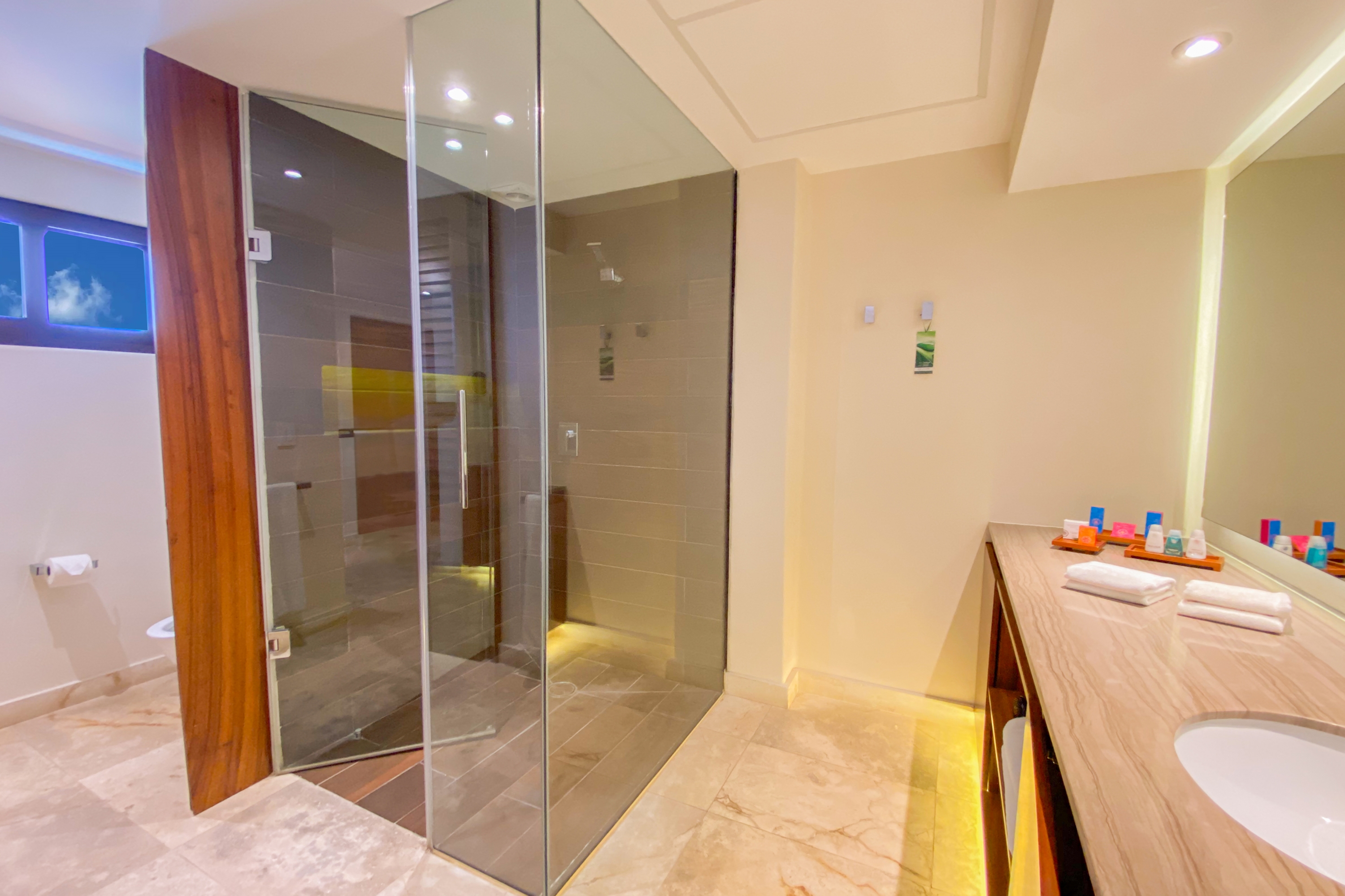 Guest room bath at the Esplendor by Wyndham Isla Mujeres All Inclusive in Isla Mujeres, Other than US/Canada