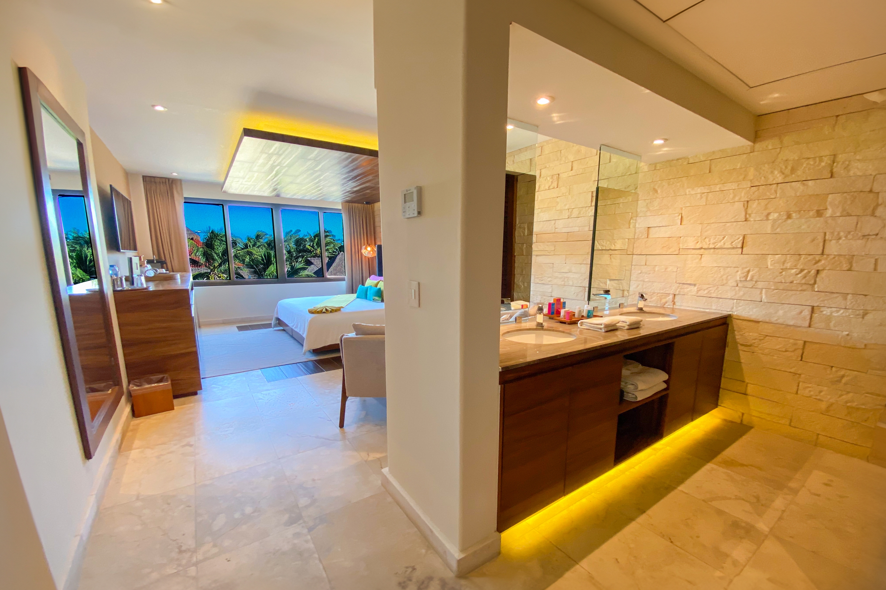 Guest room at the Esplendor by Wyndham Isla Mujeres All Inclusive in Isla Mujeres, Other than US/Canada