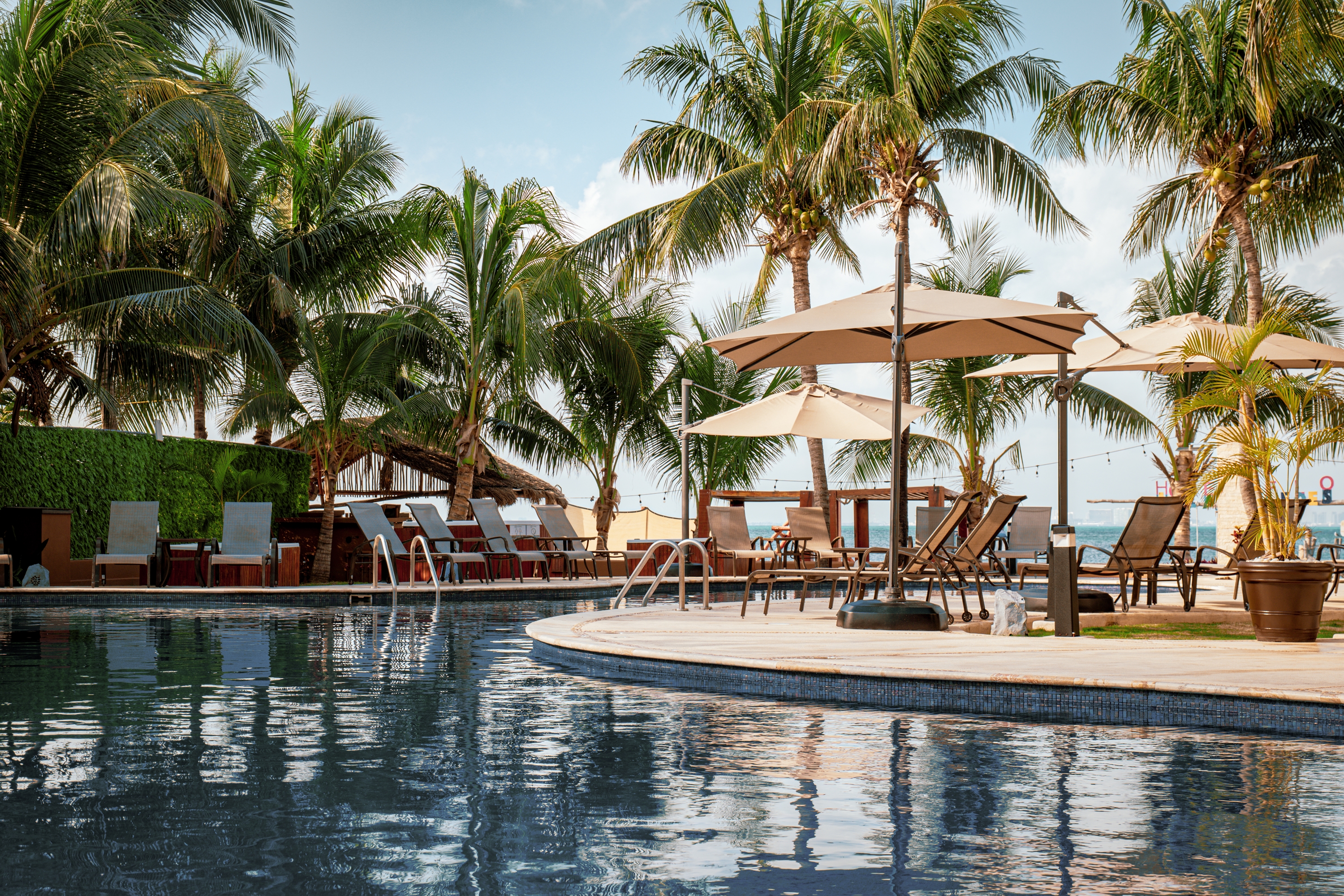 Pool at the Esplendor by Wyndham Isla Mujeres All Inclusive in Isla Mujeres, Other than US/Canada