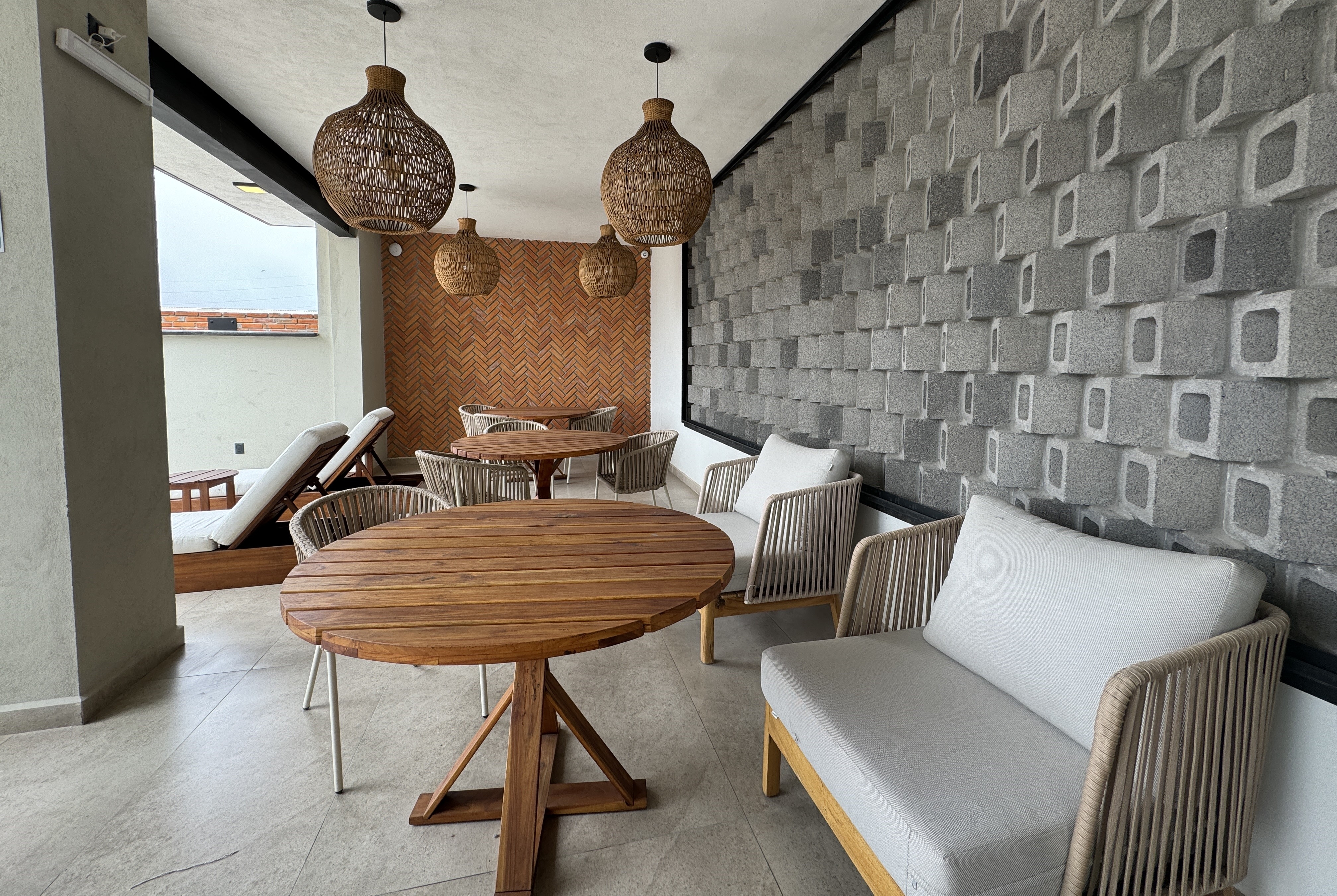 Pool at the Esplendor by Wyndham San Luis Potosi in San Luis Potosi, Other than US/Canada