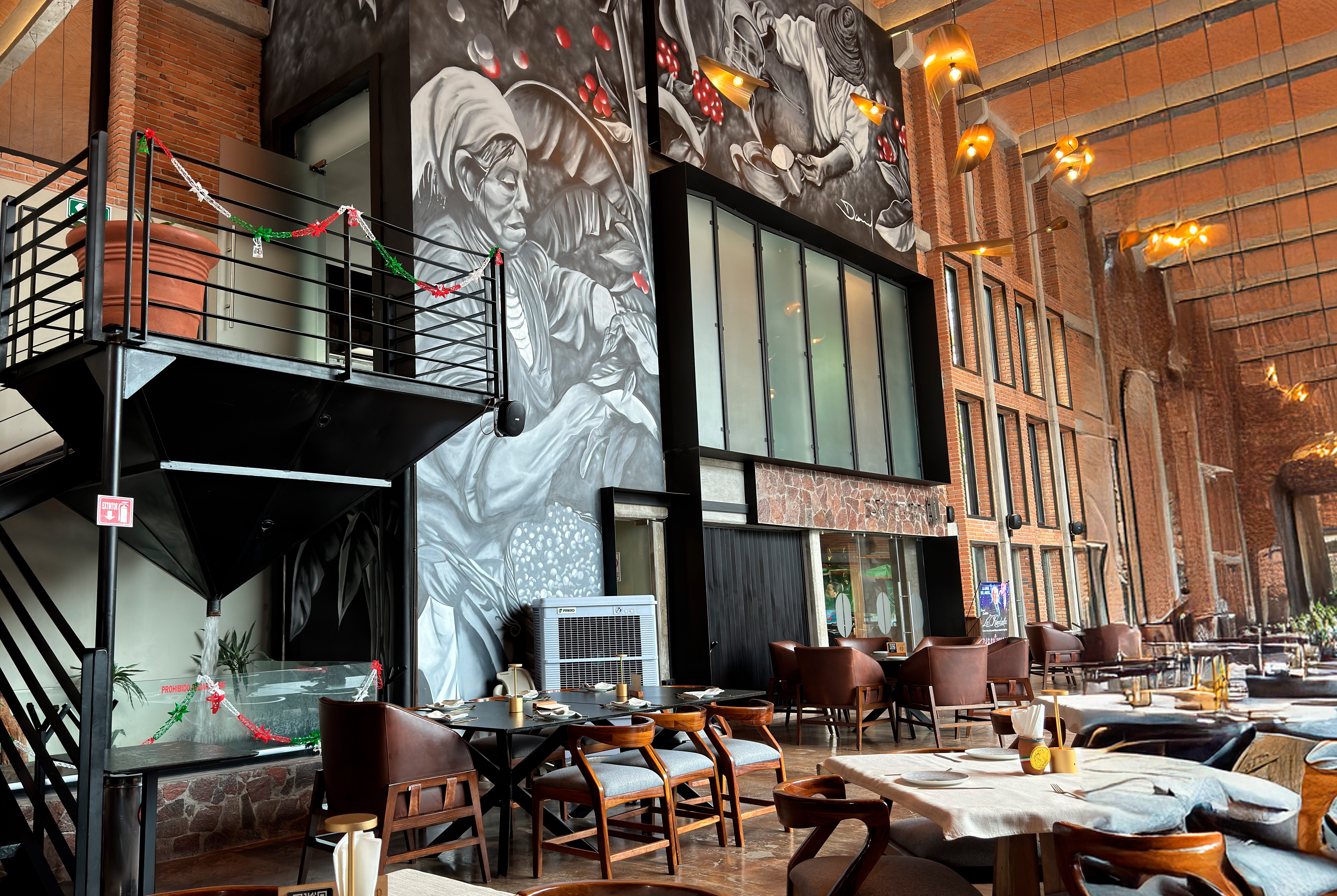 Esplendor by Wyndham San Luis Potosi restaurant in San Luis Potosi, Other than US/Canada