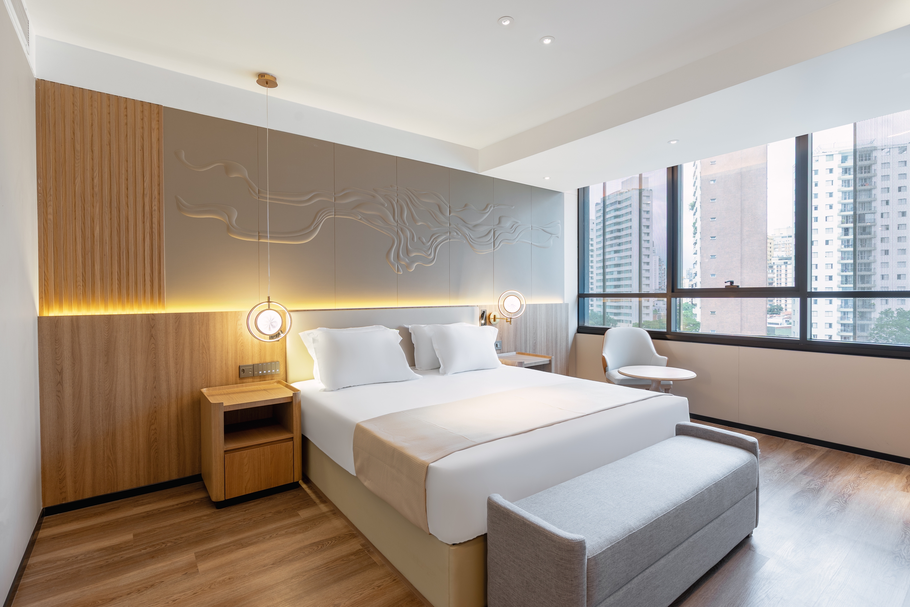 Guest room at the Wyndham Garden Sao Paulo Aclimacao in Sao Paulo, Other than US/Canada