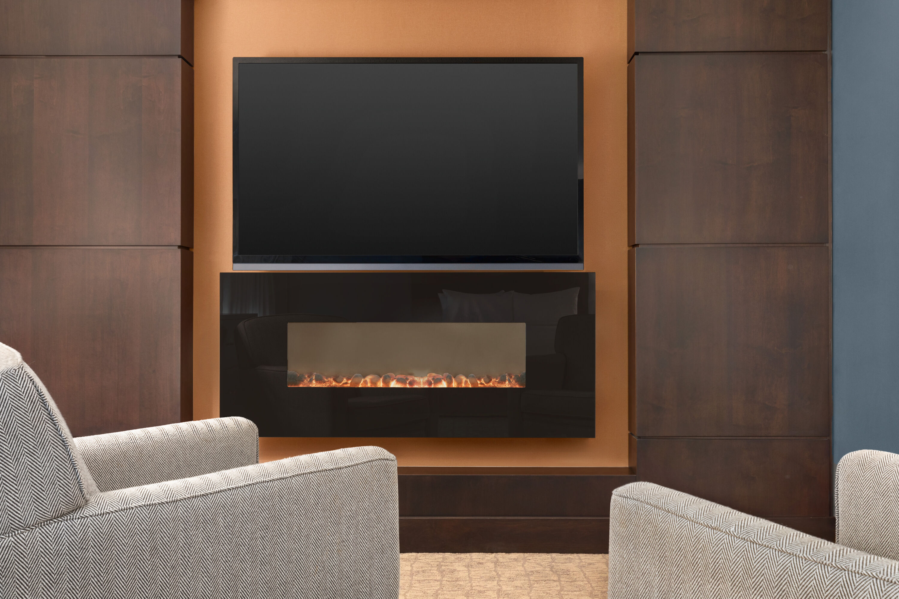 Wyndham Garden Niagara Falls Fallsview suite in Niagara Falls, Ontario