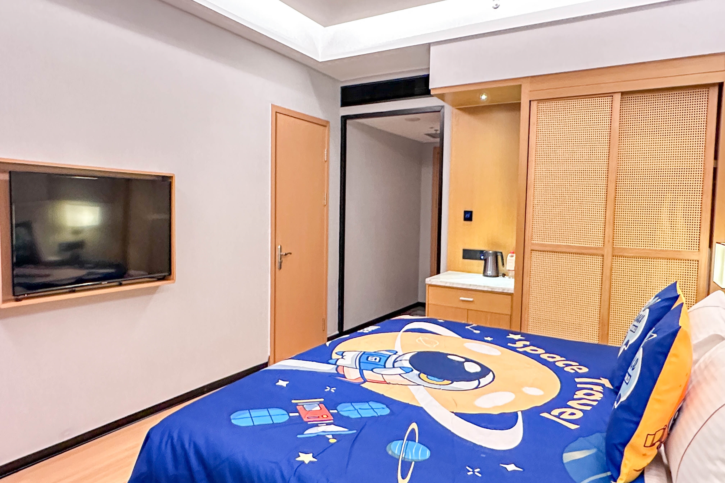 Guest room at the Wyndham Garden Haikou Meilan in Haikou, Other than US/Canada