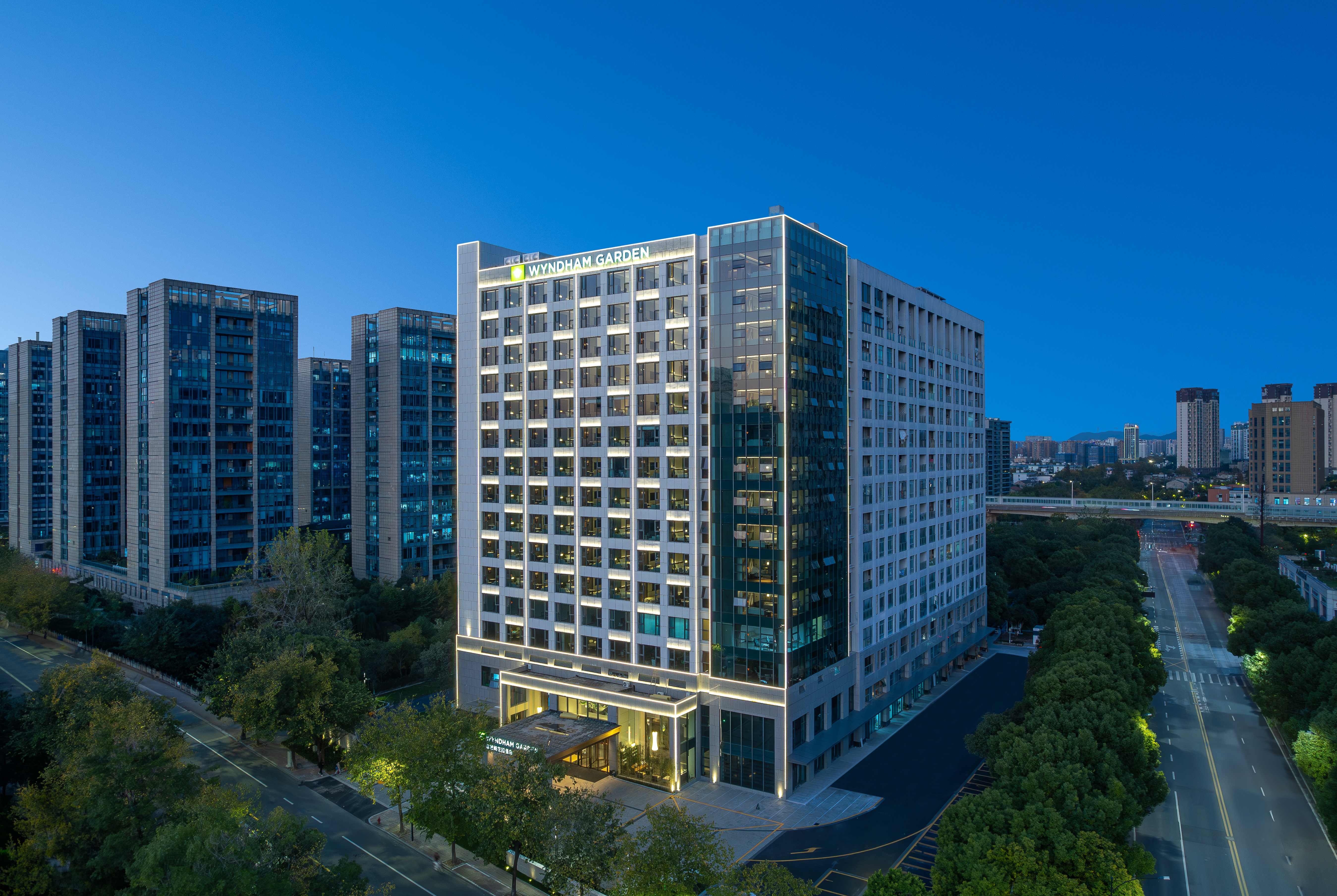 Exterior Day Image of Wyndham Garden Hotel Xixi Hangzhou hotel in Hangzhou, Other than US/Canada
