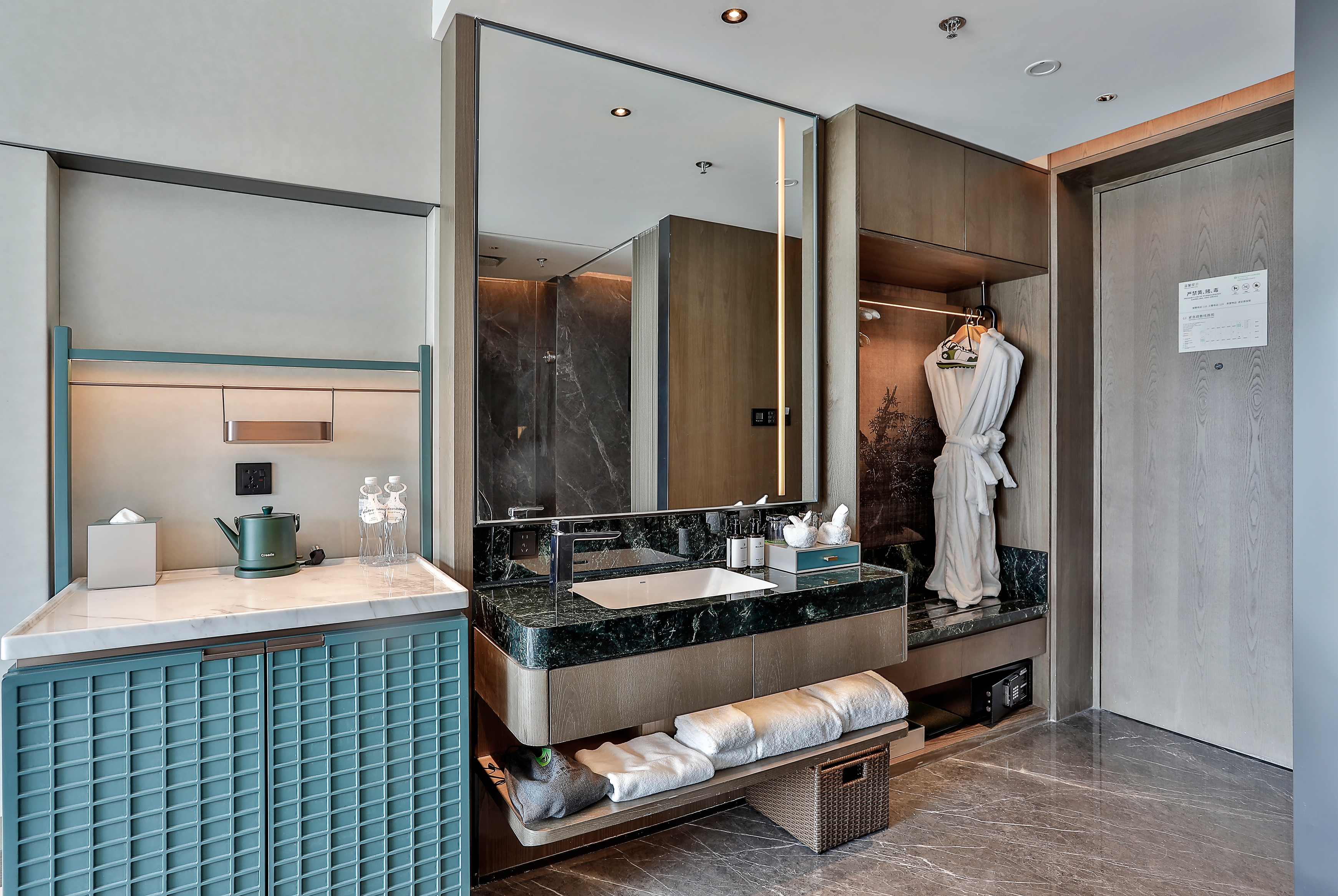 Guest room at the Wyndham Garden Hotel Xixi Hangzhou in Hangzhou, Other than US/Canada