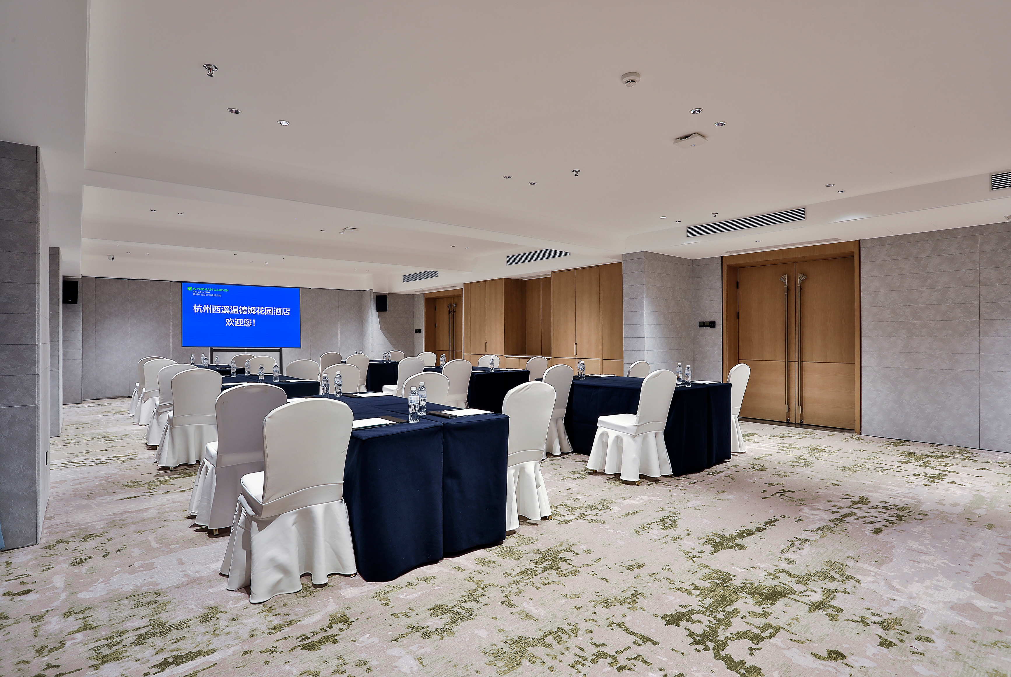 Meeting room at Wyndham Garden Hotel Xixi Hangzhou in Hangzhou, Other than US/Canada