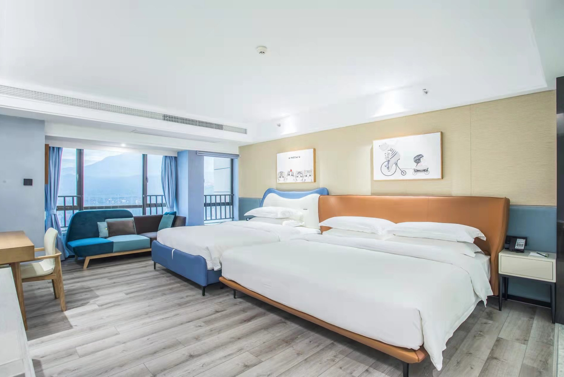 Guest room at the Wyndham Garden Heyuan in Heyuan, Other than US/Canada