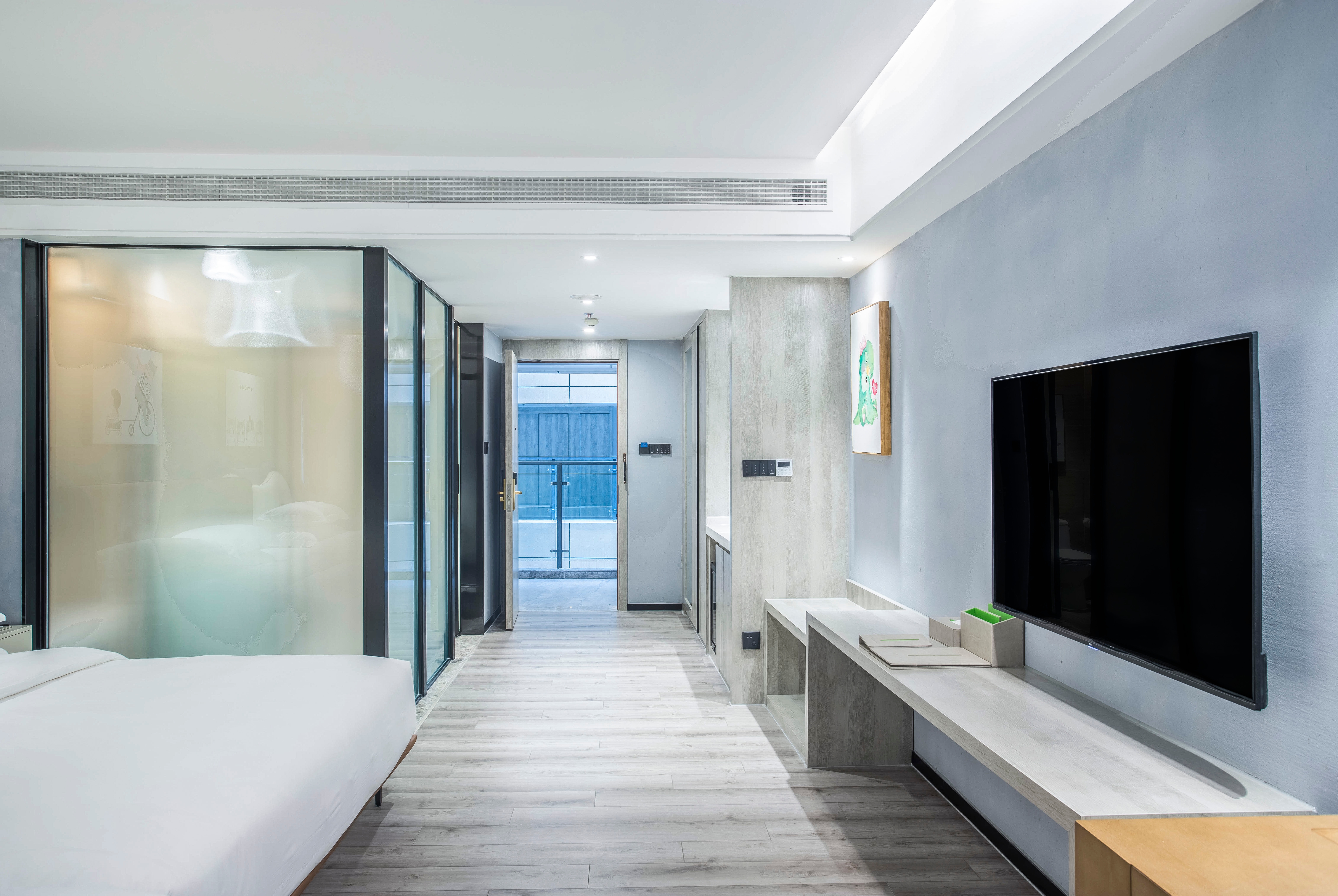 Guest room at the Wyndham Garden Heyuan in Heyuan, Other than US/Canada