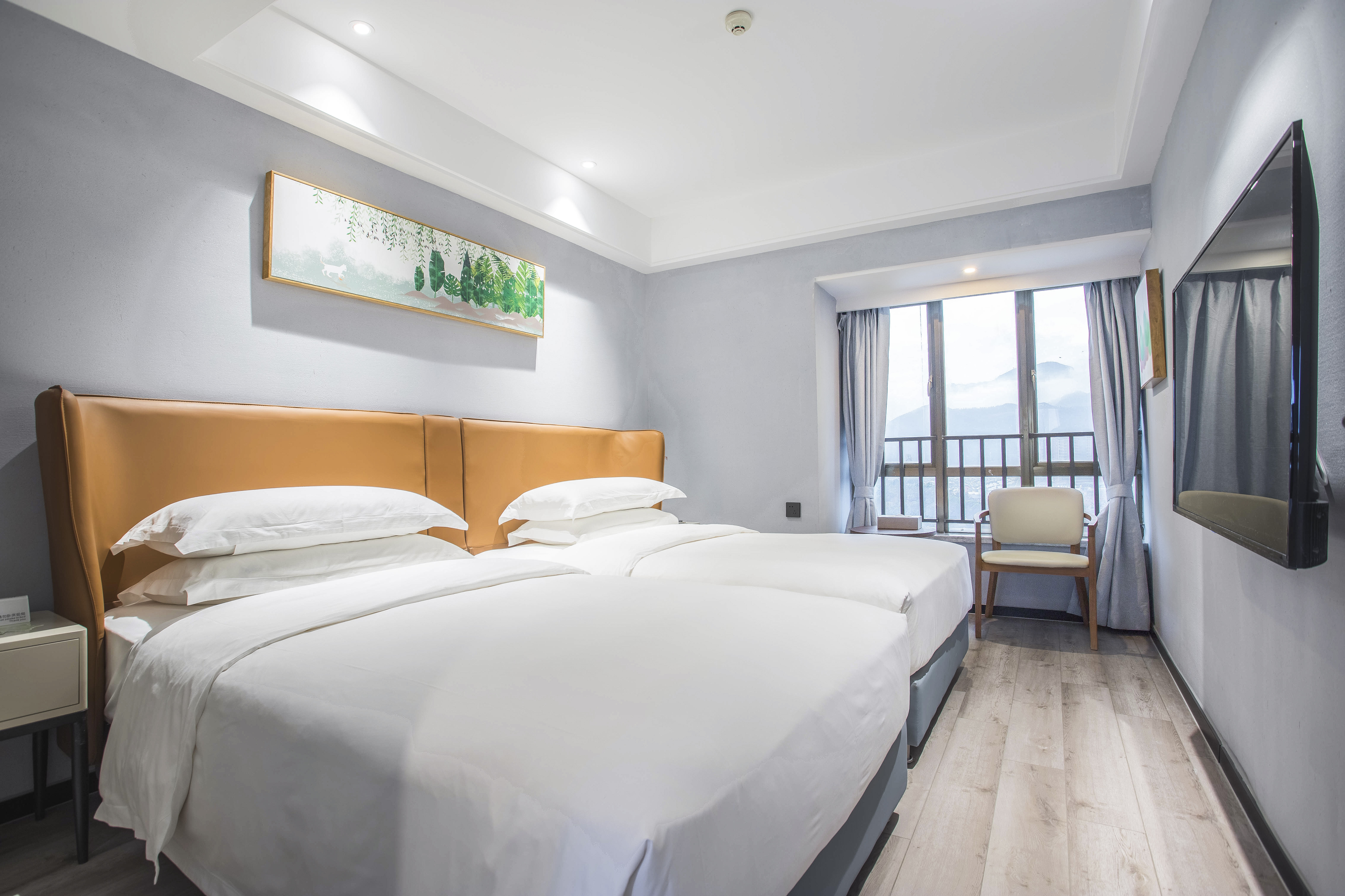 Guest room at the Wyndham Garden Heyuan in Heyuan, Other than US/Canada