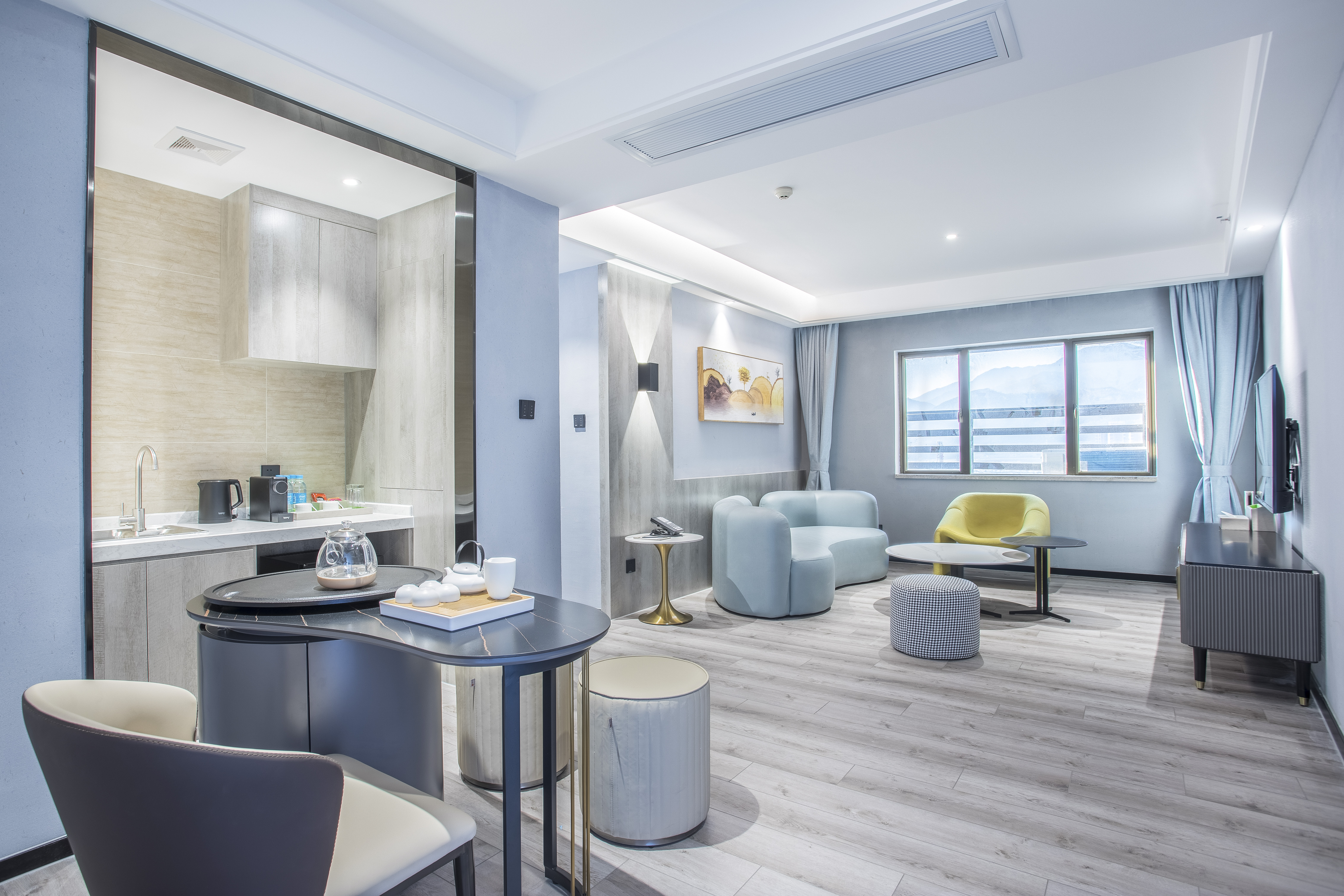 Guest room at the Wyndham Garden Heyuan in Heyuan, Other than US/Canada