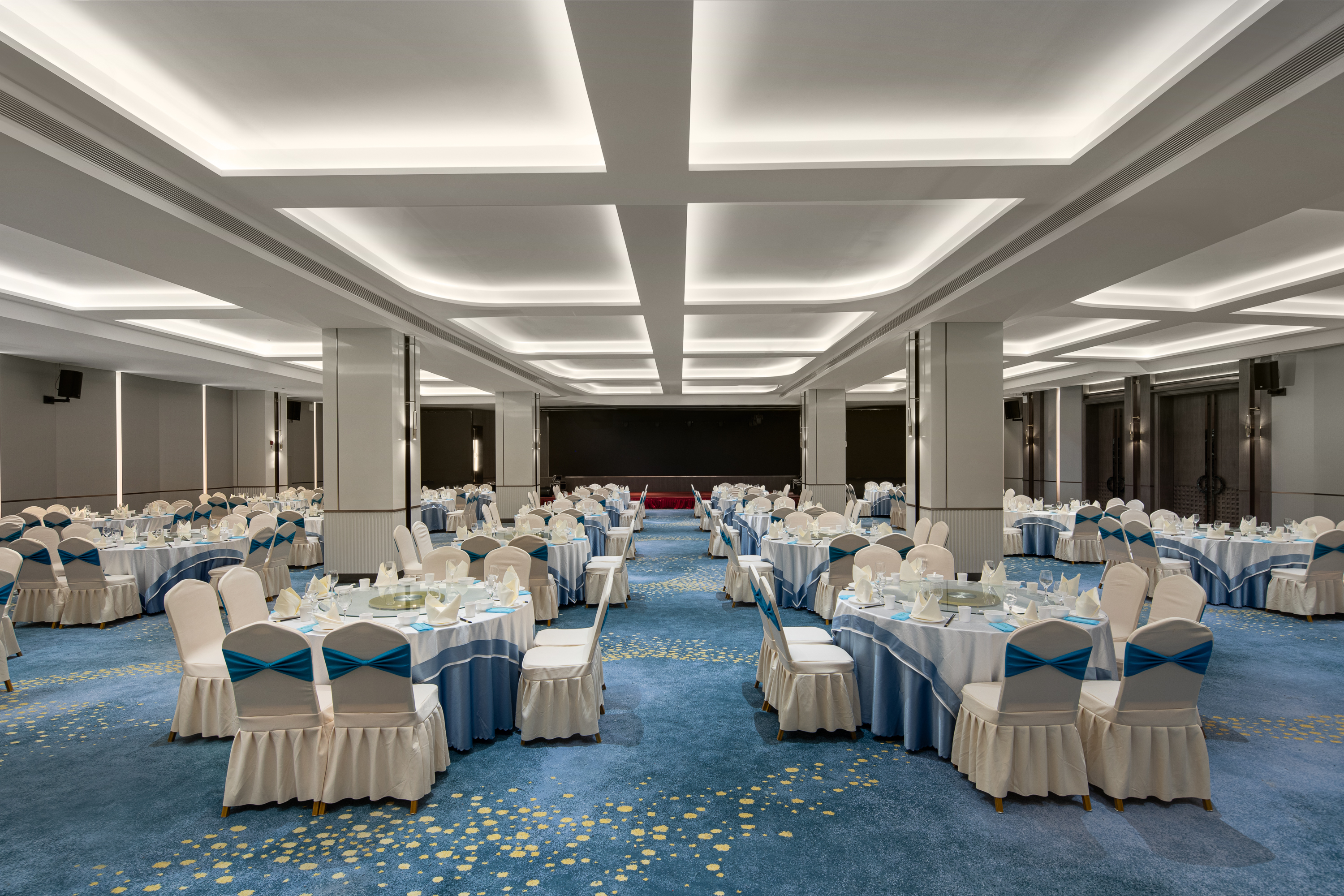 Wyndham Garden Kunming Panlong grand ballroom in Kunming, Other than US/Canada
