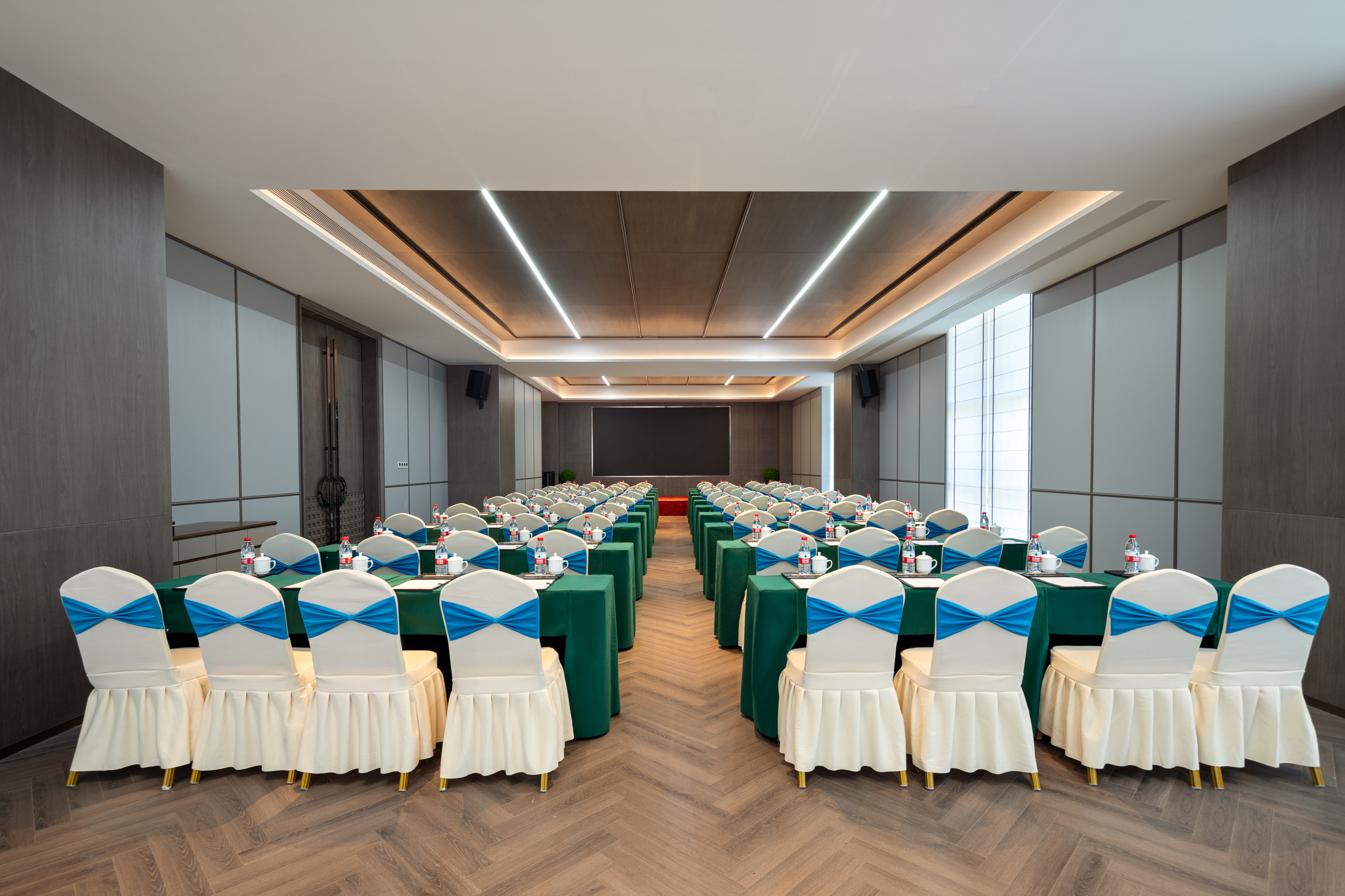 Meeting room at Wyndham Garden Kunming Panlong in Kunming, Other than US/Canada