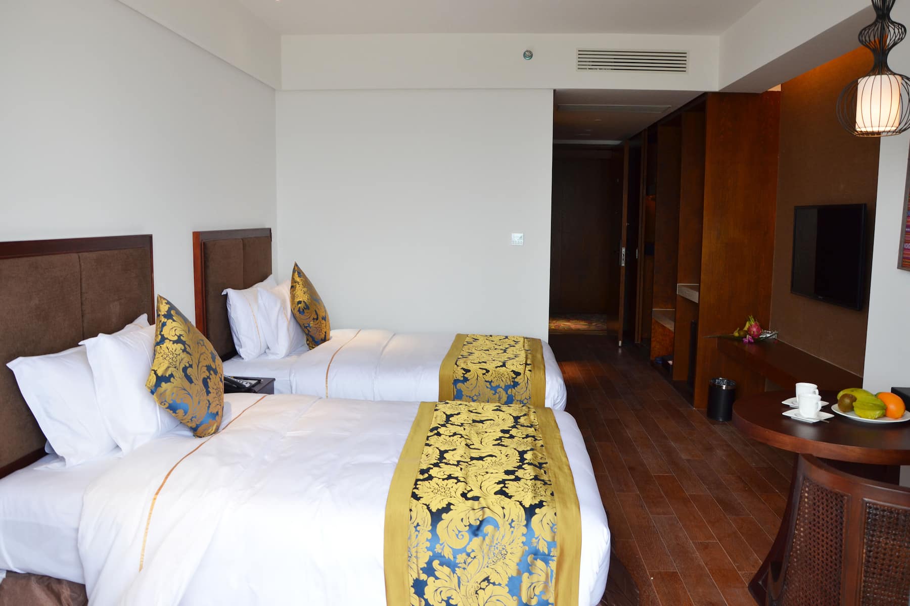 Guest room at the Wyndham Garden Lingshui in Lingshui, Other than US/Canada