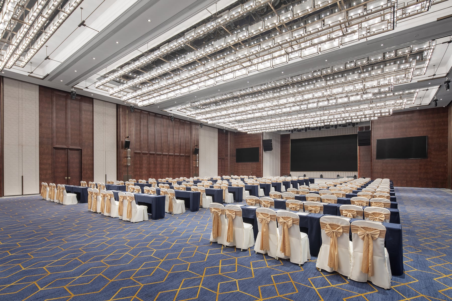 Meeting room at Wyndham Garden Gaozhou in Maoming, Other than US/Canada
