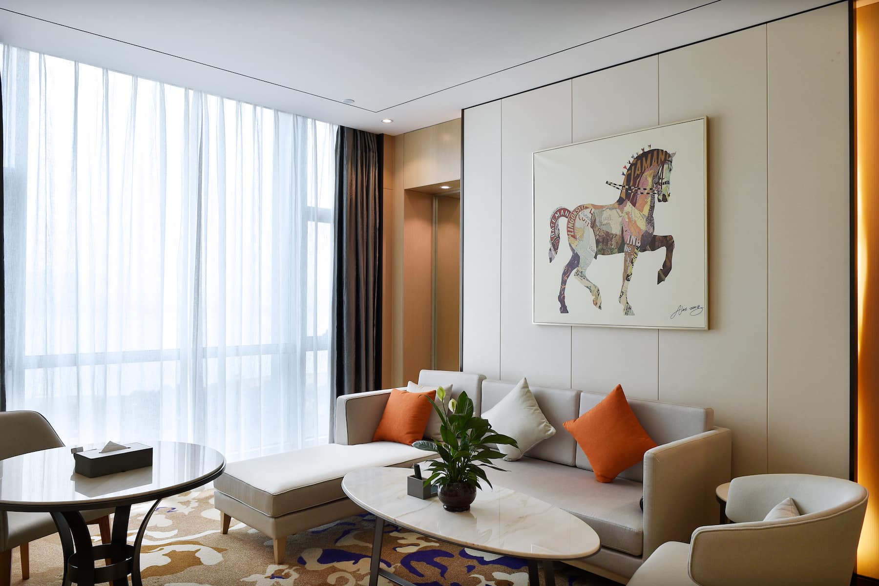 Guest room at the Wyndham Garden Nanchang Honggutan in Nanchang, Other than US/Canada