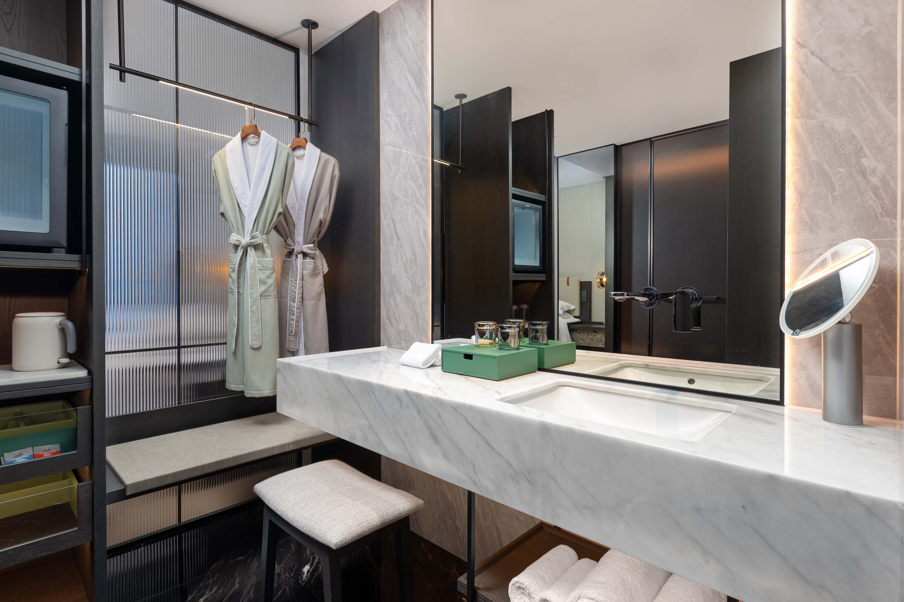 Guest room bath at the Wyndham Garden Pingxiang Economic Development in Pingxiang, Other than US/Canada