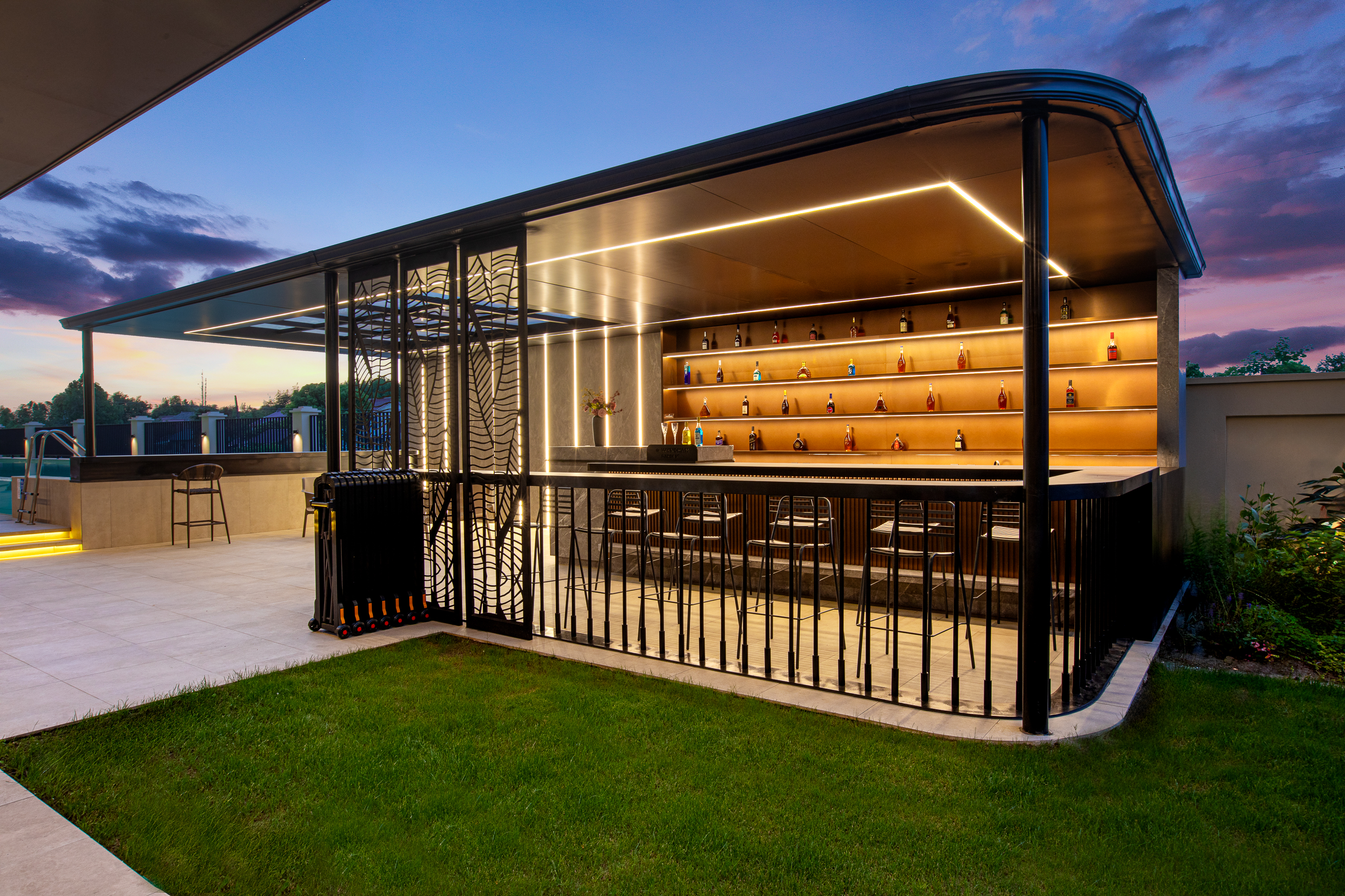 Bar at Wyndham Garden Shanghai Pudong in Shanghai, Other than US/Canada