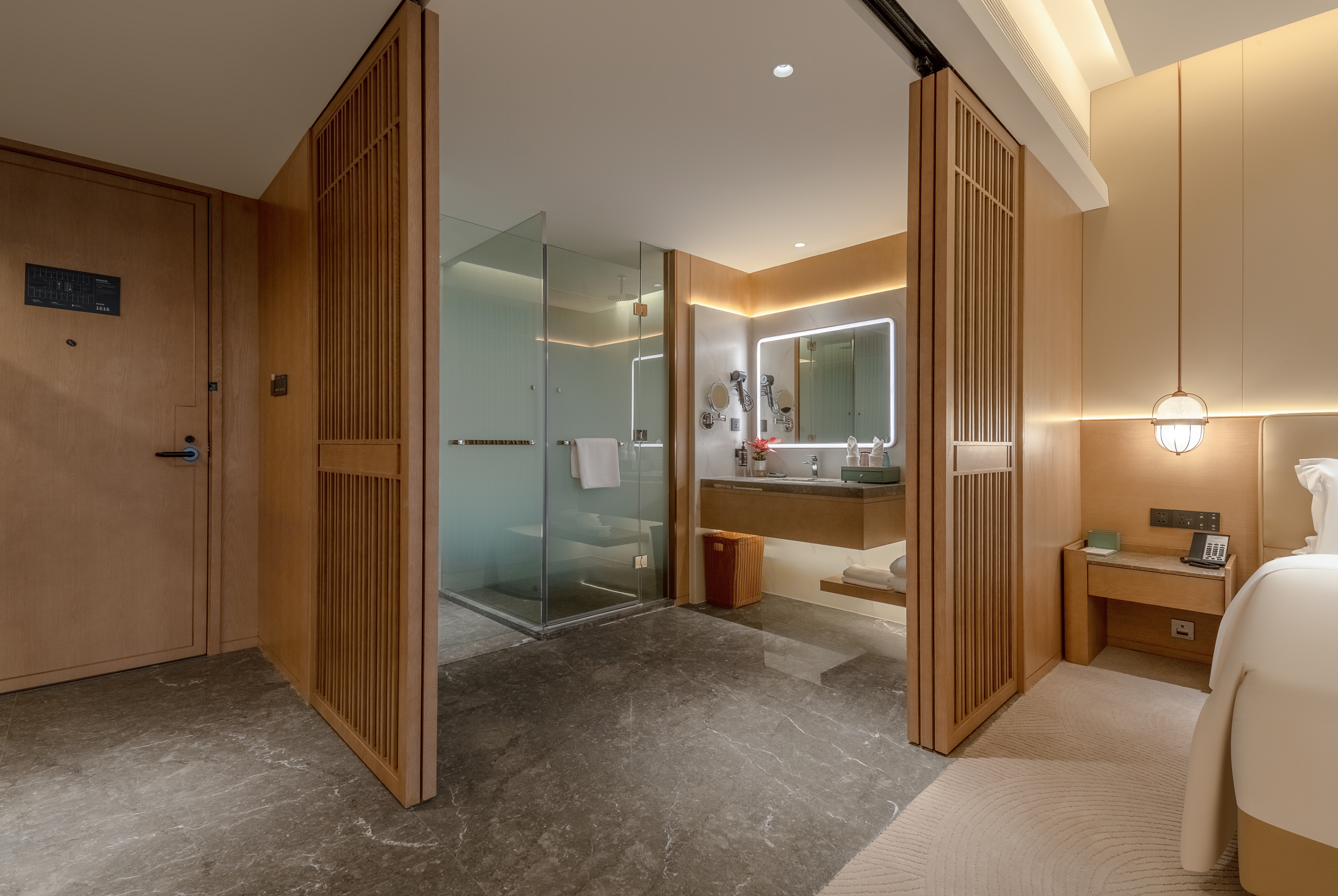 Guest room bath at the Wyndham Garden Shanghai Songjiang in Shanghai, Other than US/Canada