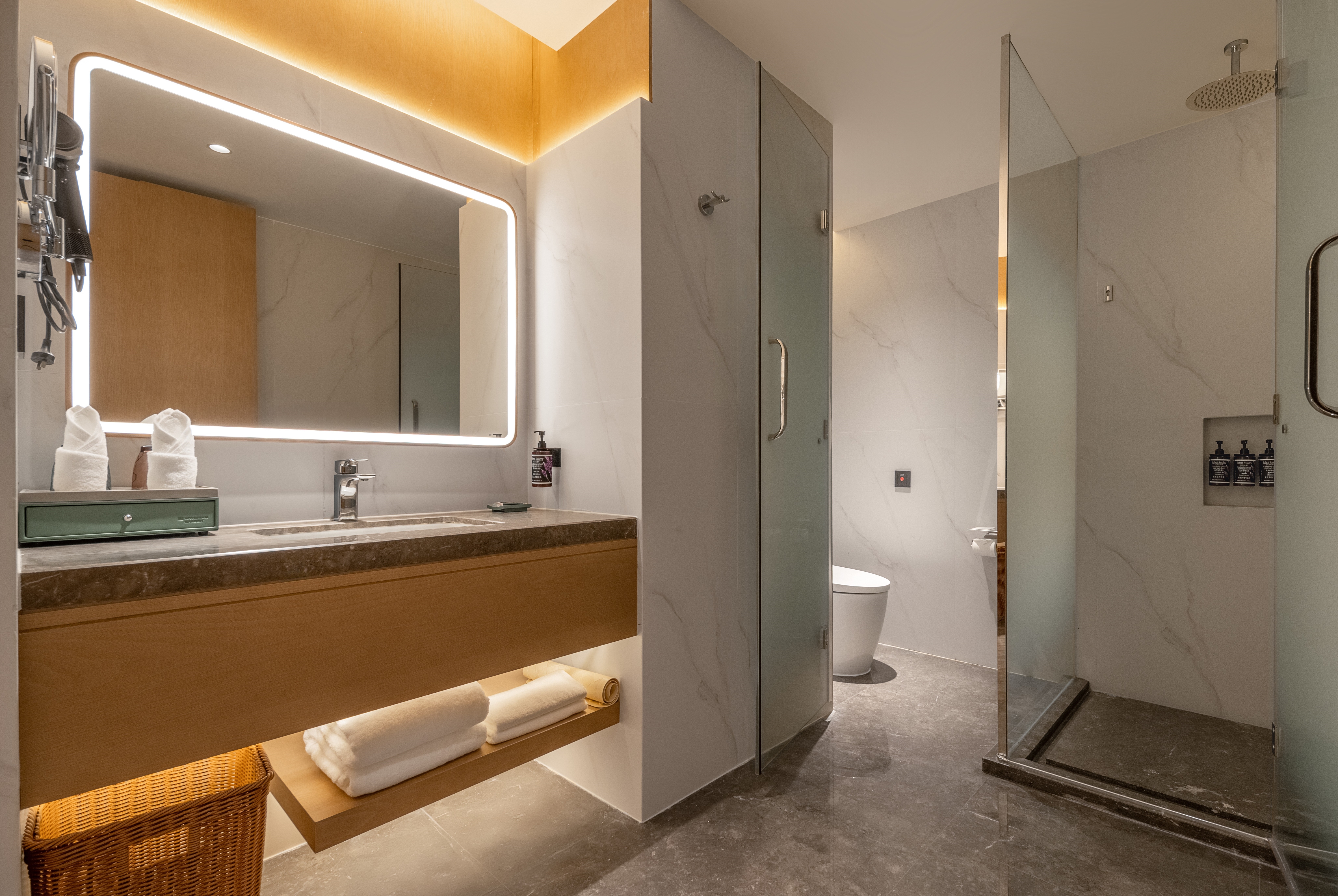 Guest room bath at the Wyndham Garden Shanghai Songjiang in Shanghai, Other than US/Canada